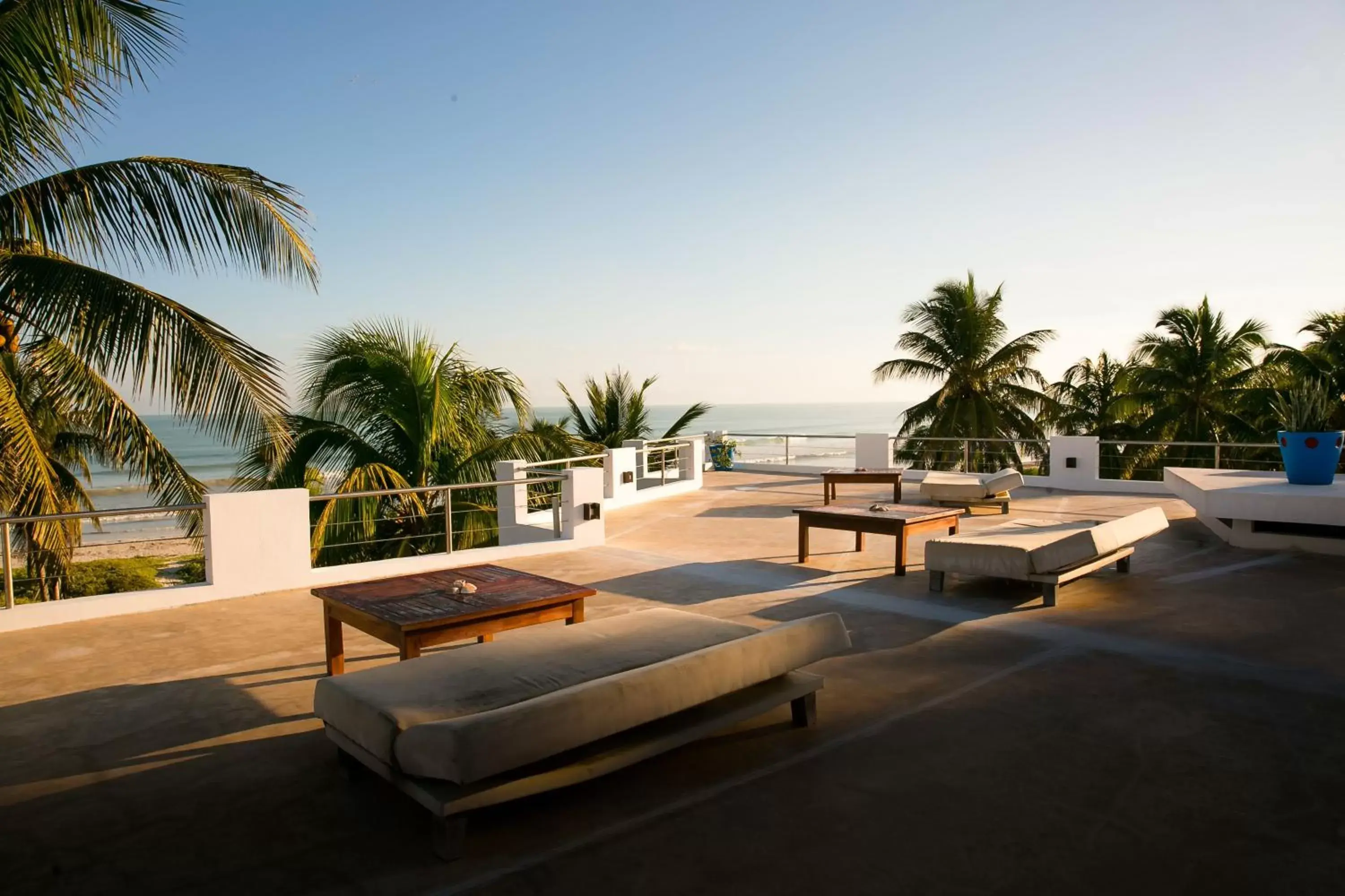 Balcony/Terrace, Swimming Pool in Hotel La Casa Cielo