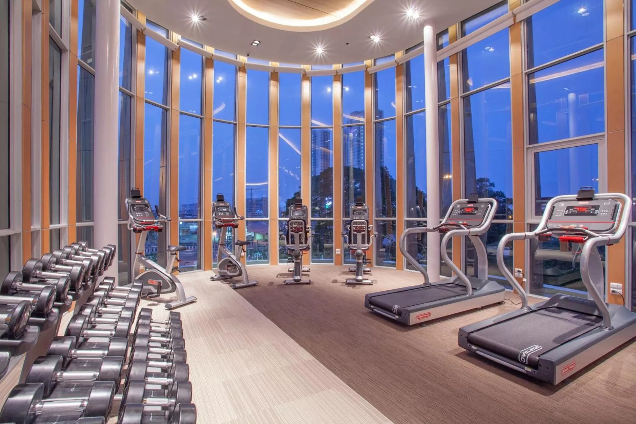Fitness centre/facilities in Centre Point Prime Hotel Pattaya
