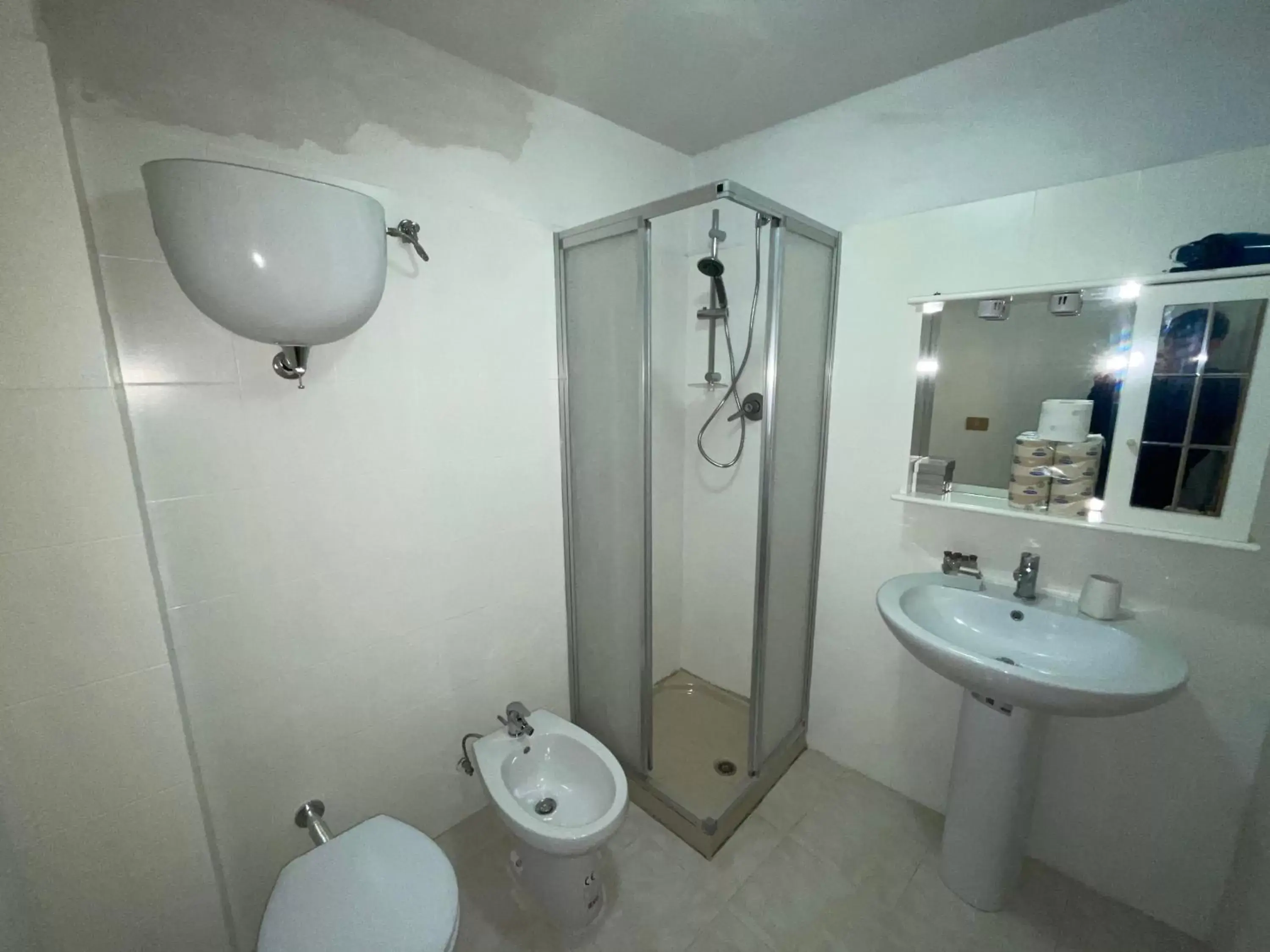Bathroom in Castello Di Giomici