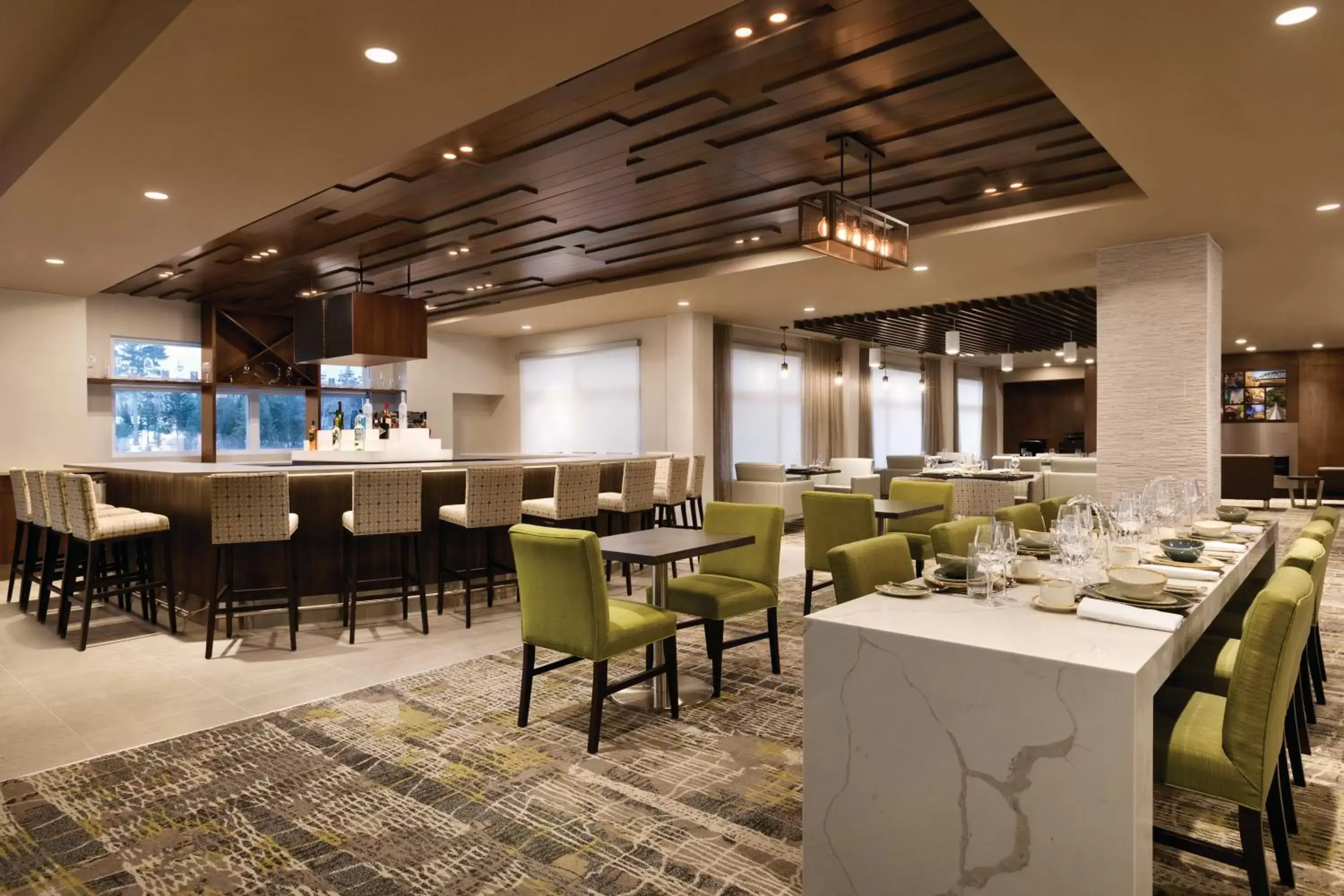 Dining area, Restaurant/Places to Eat in Radisson Kingswood Hotel & Suites, Fredericton