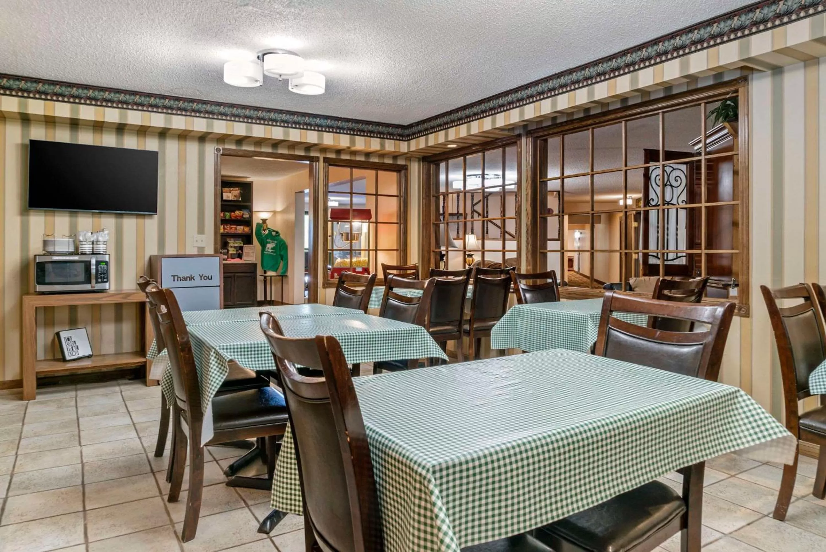 Breakfast in Quality Inn