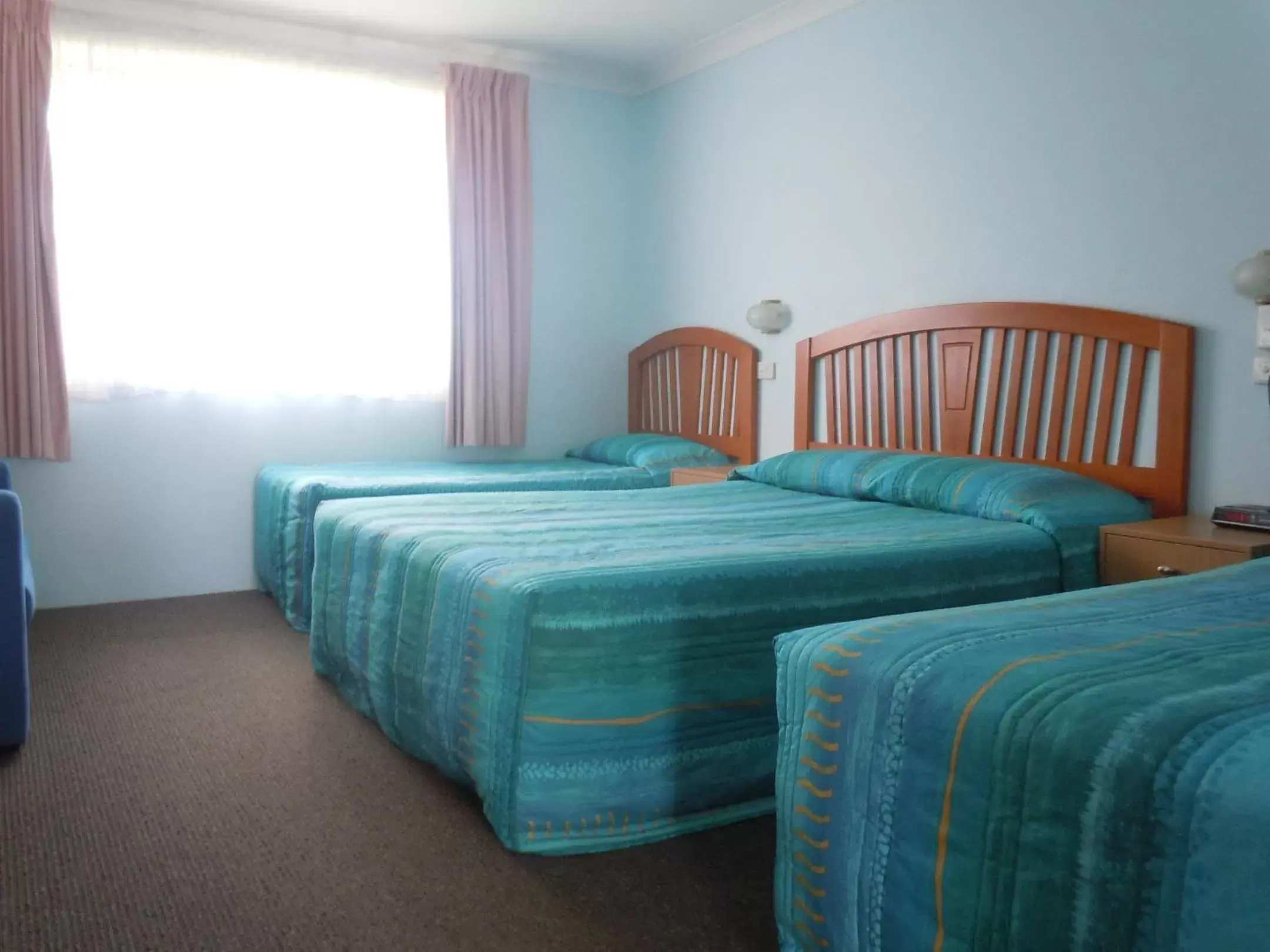 Bedroom, Bed in Ballina Colonial Motel