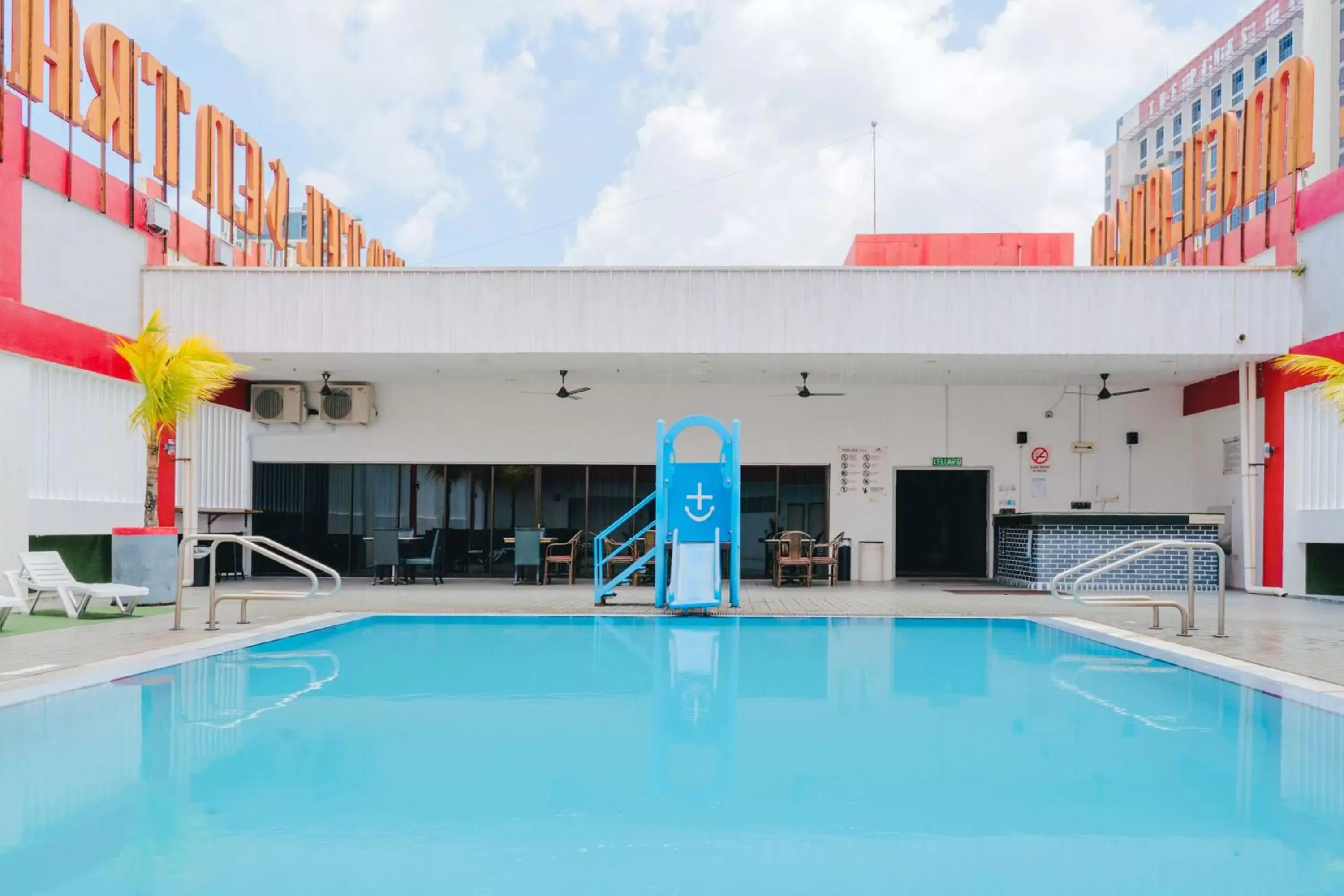 Pool view, Swimming Pool in Hotel Sentral Melaka @ City Centre