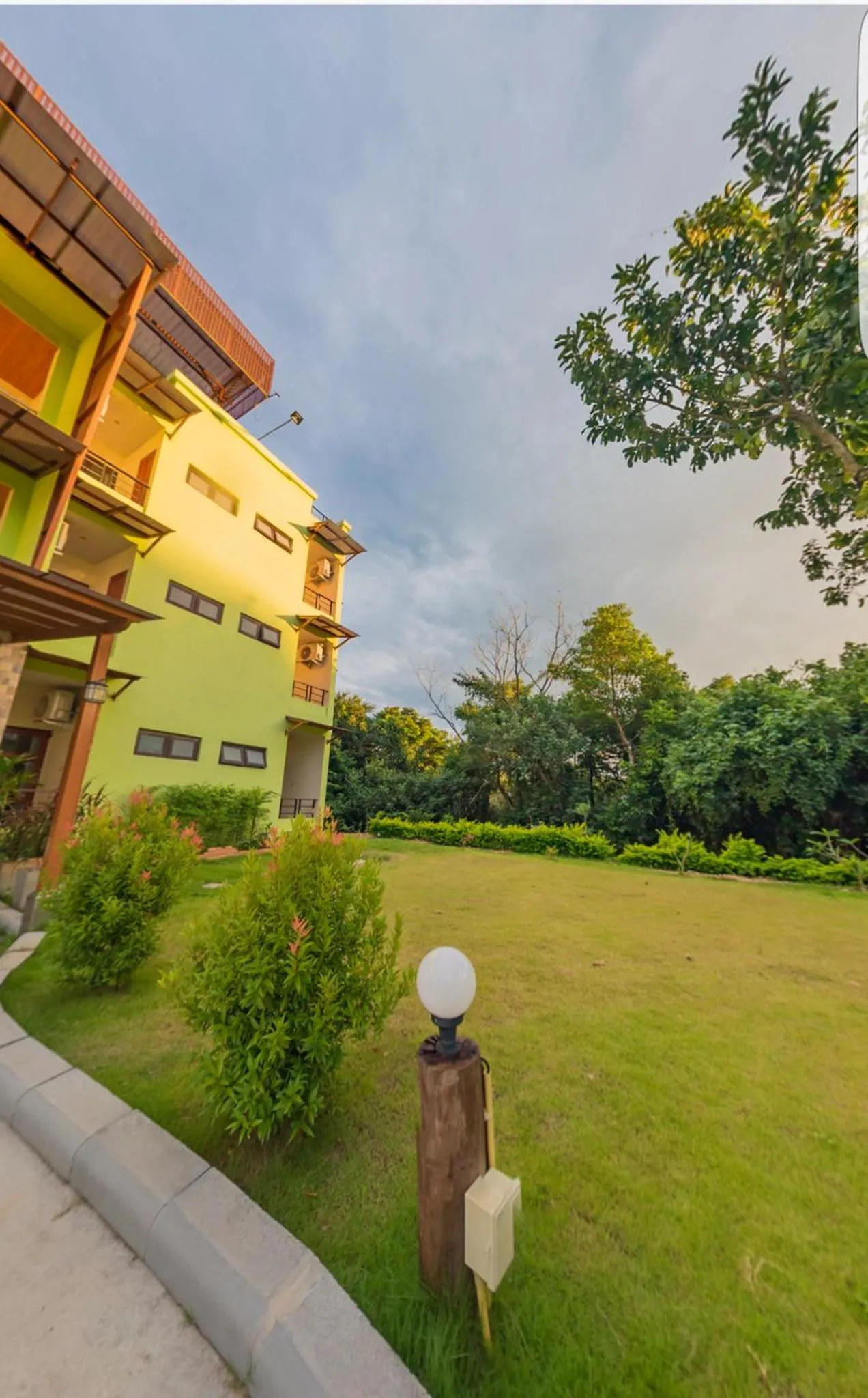 Morakot Lanta Resort