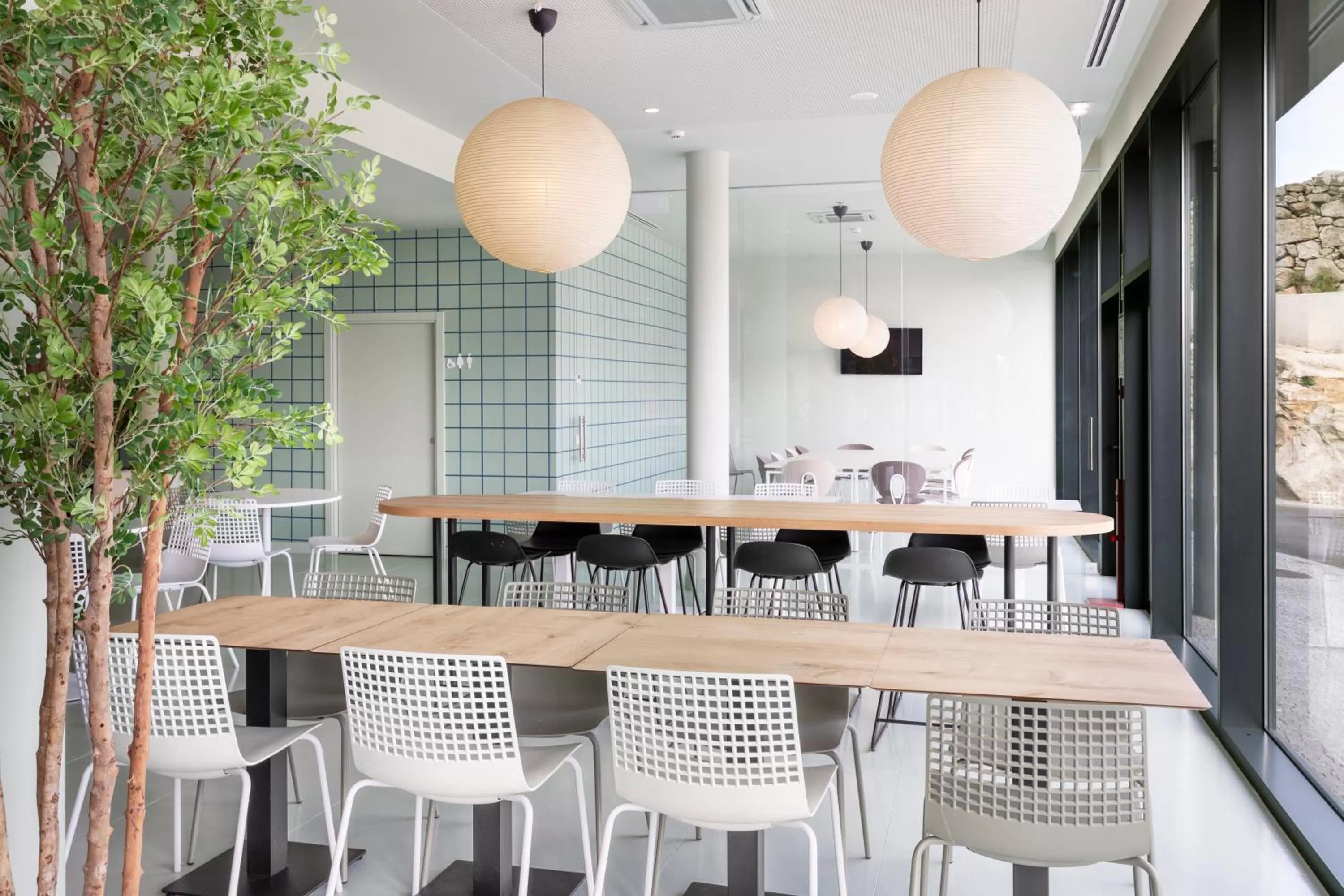 Restaurant/places to eat in B&B HOTEL Porto Expo Aeroporto