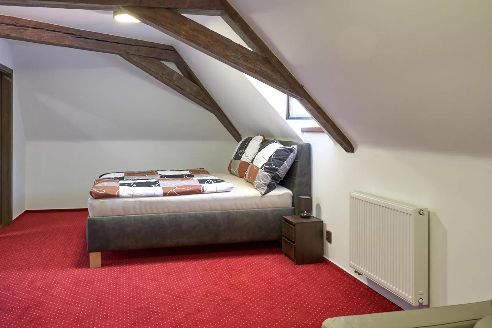 Bed in Vila Lovců králových