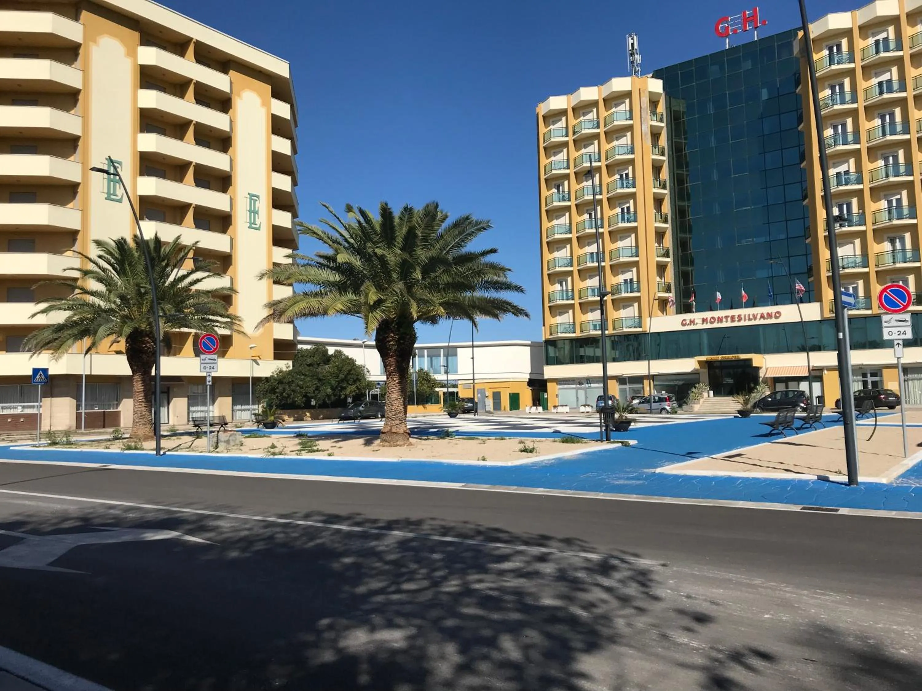 Property building in Grand Hotel Montesilvano