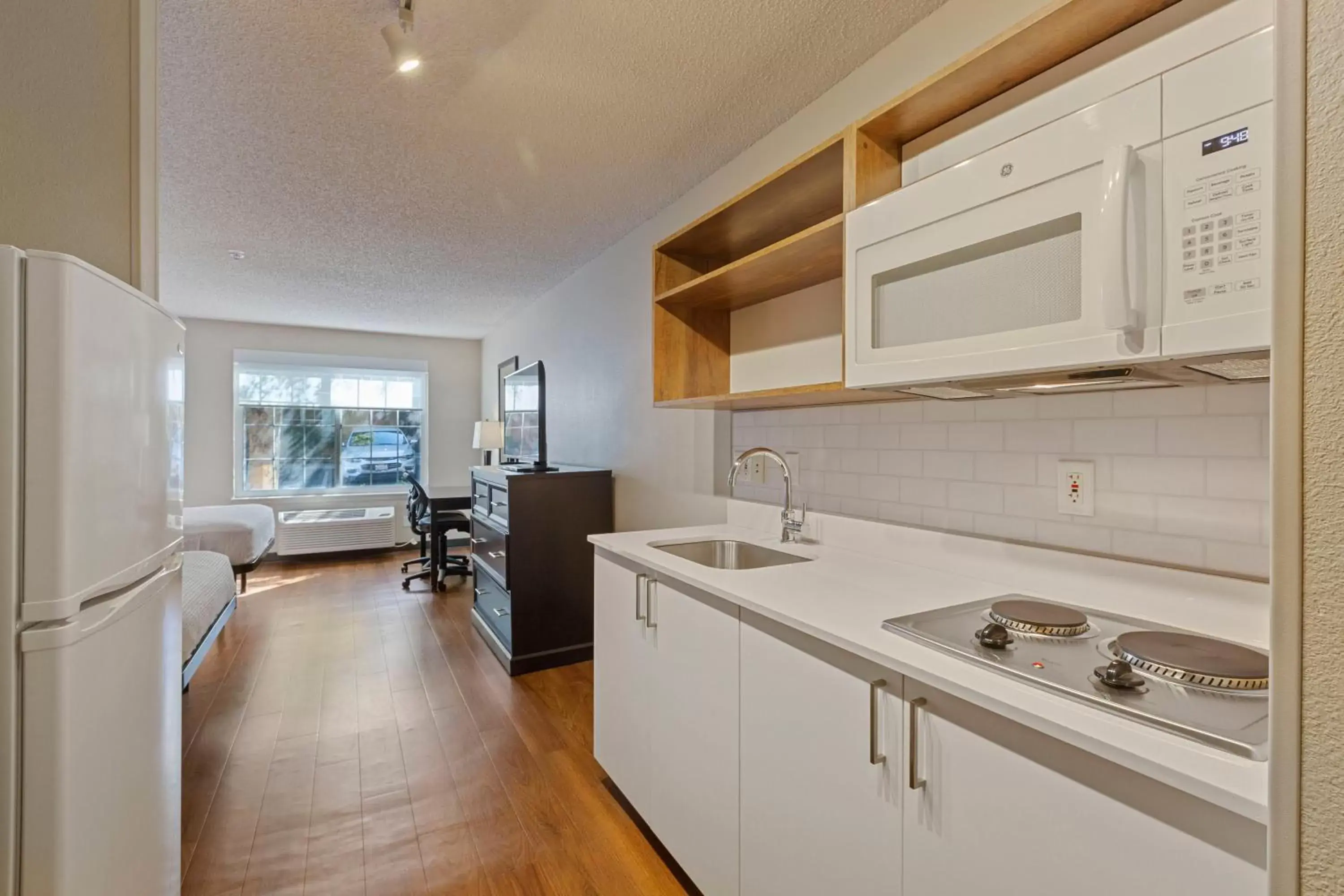 Kitchen or kitchenette in Extended Stay America Suites - San Jose - Milpitas - McCarthy Ranch