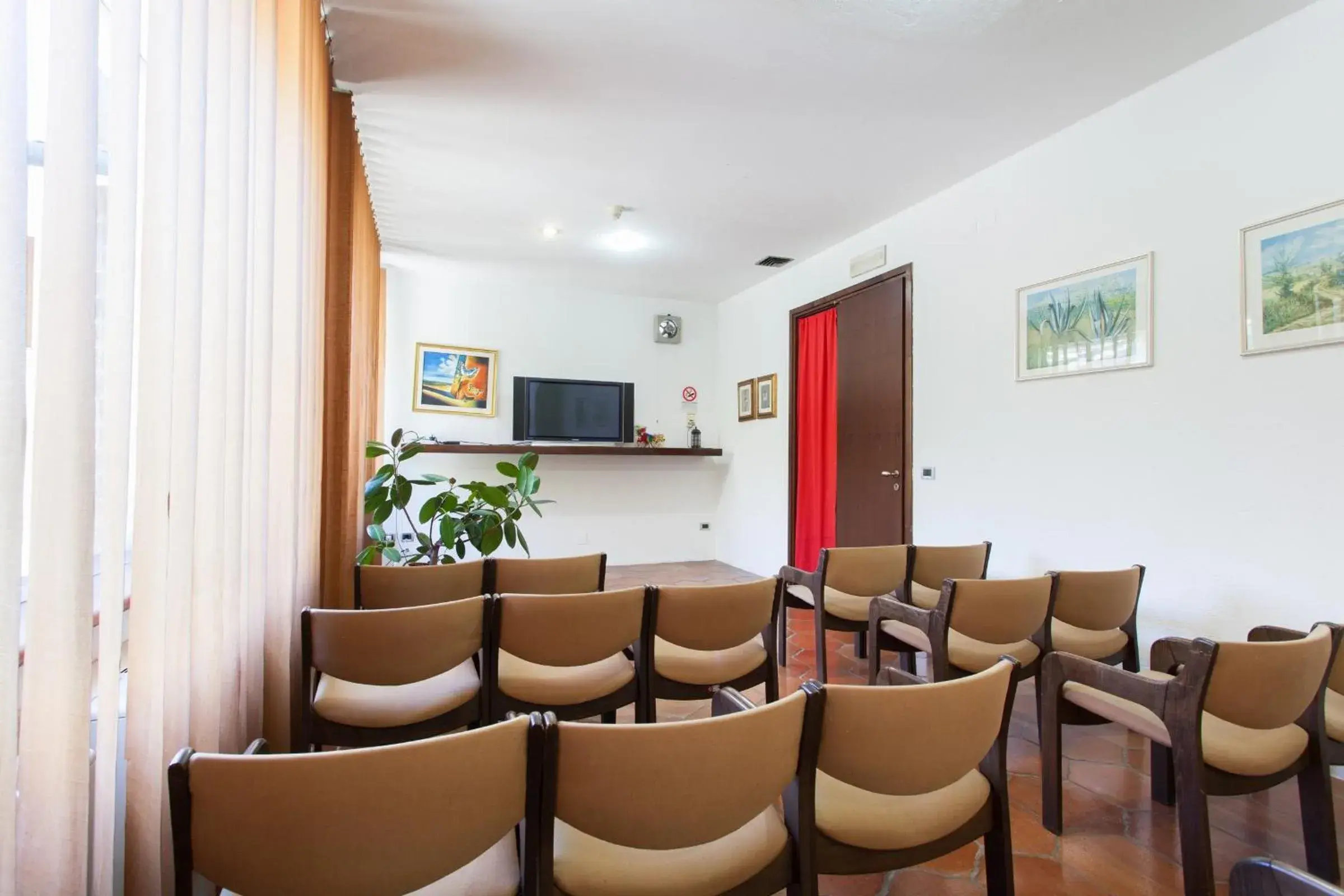 Meeting/conference room, Lounge/Bar in Grand Hotel De Rose