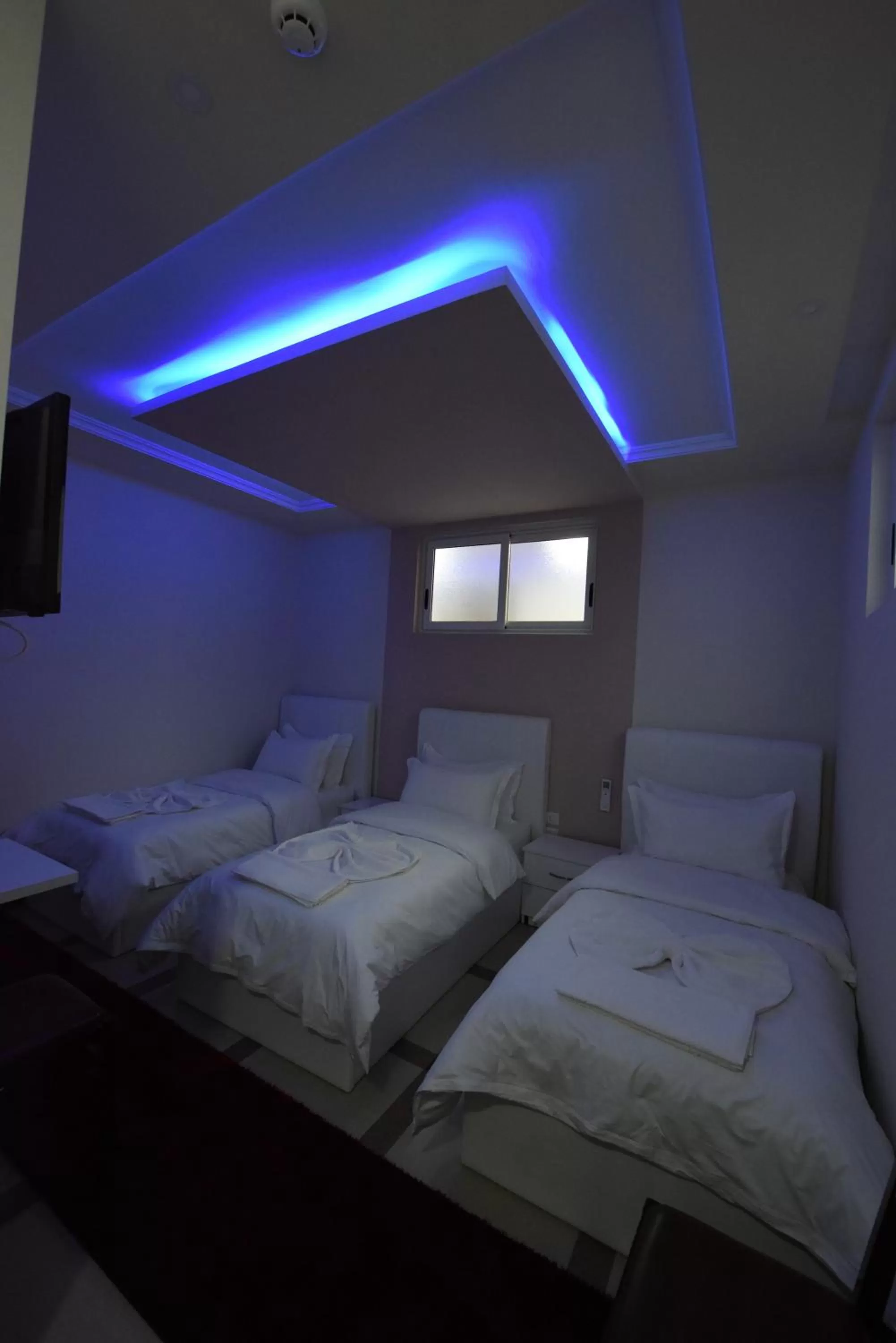 Guests, Bed in Buna Park Hotel