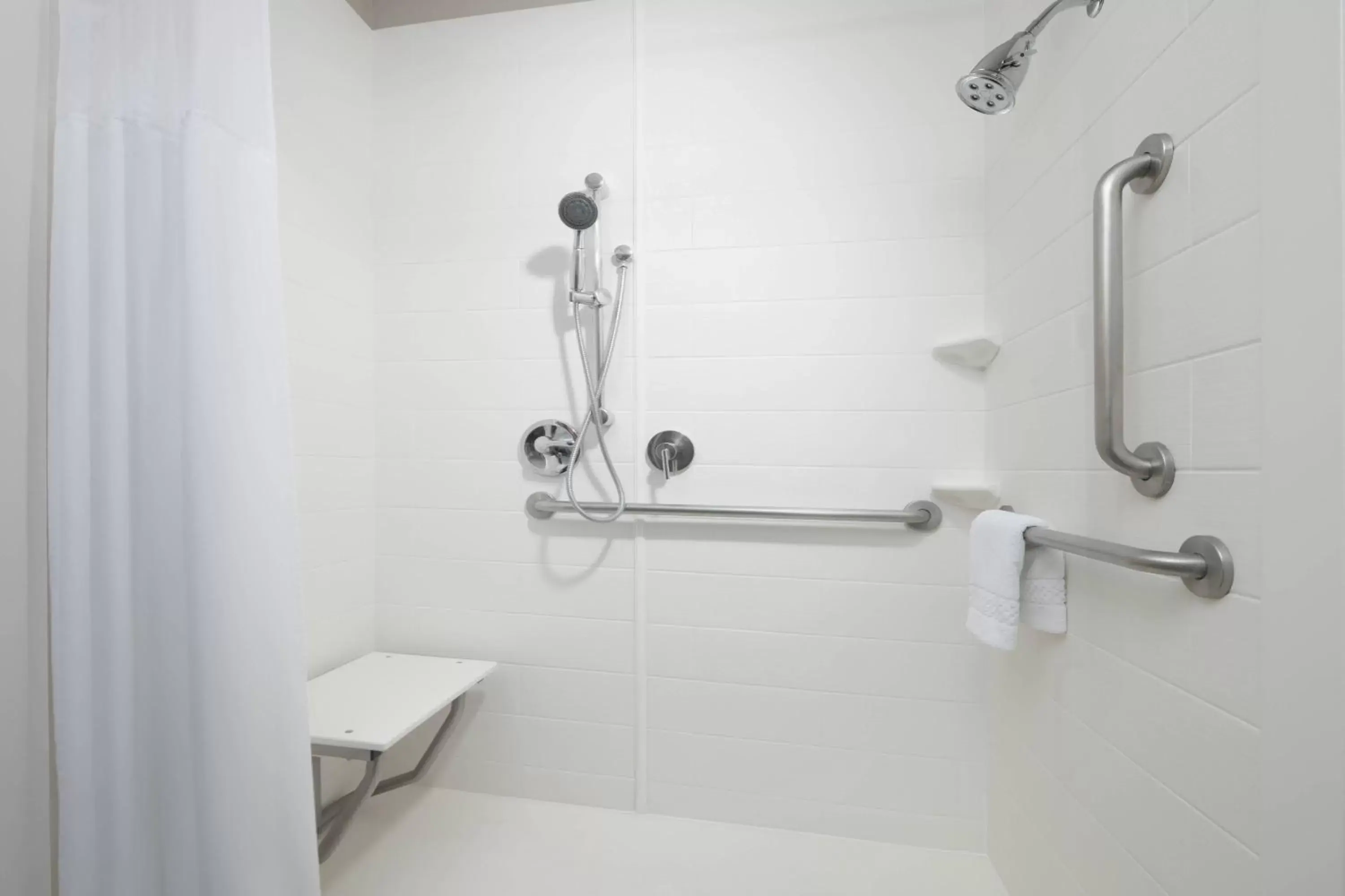 Bathroom in SpringHill Suites by Marriott San Antonio Northwest at The RIM