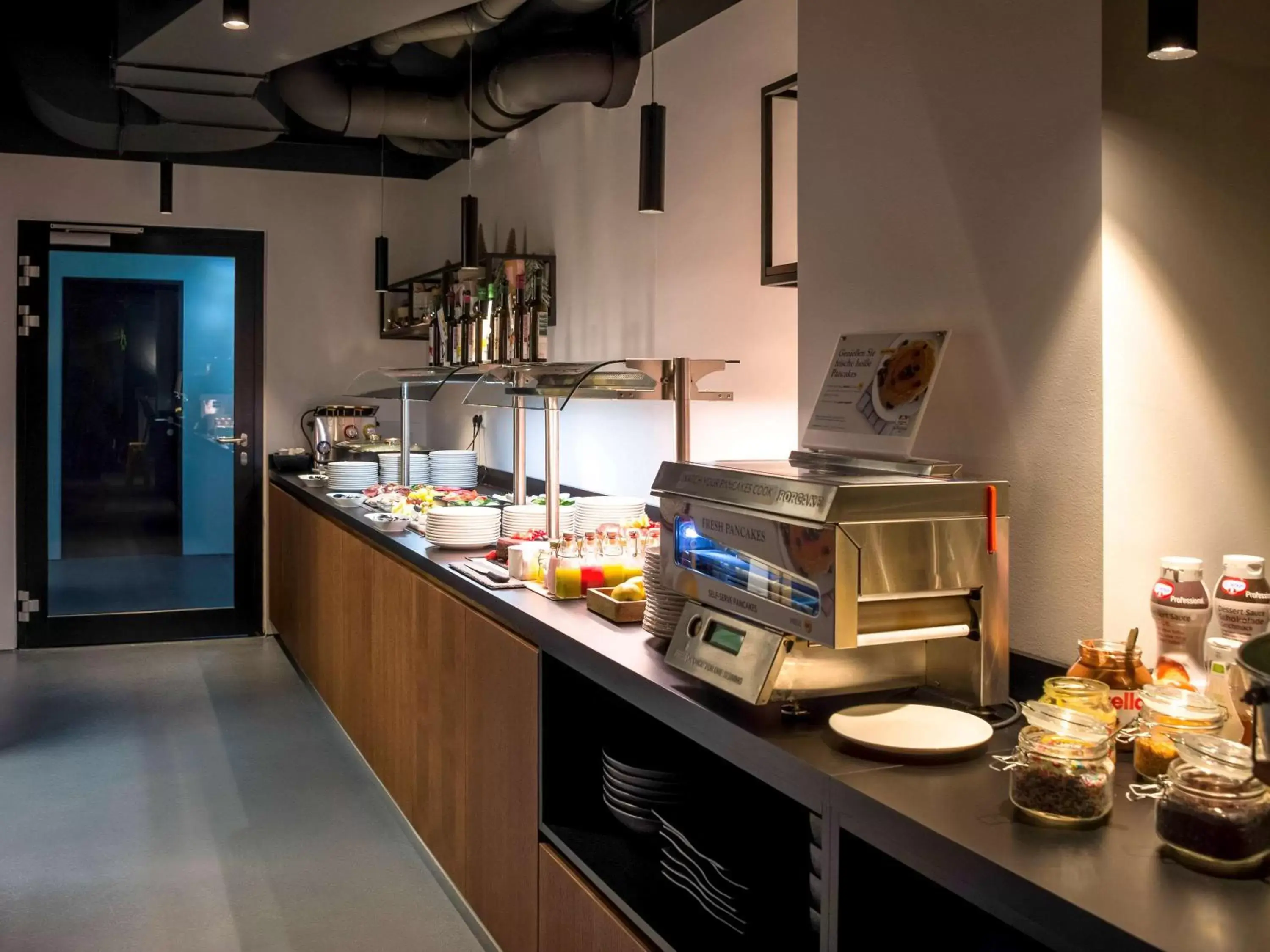 Restaurant/places to eat, Food in ibis Styles Wien Messe Prater