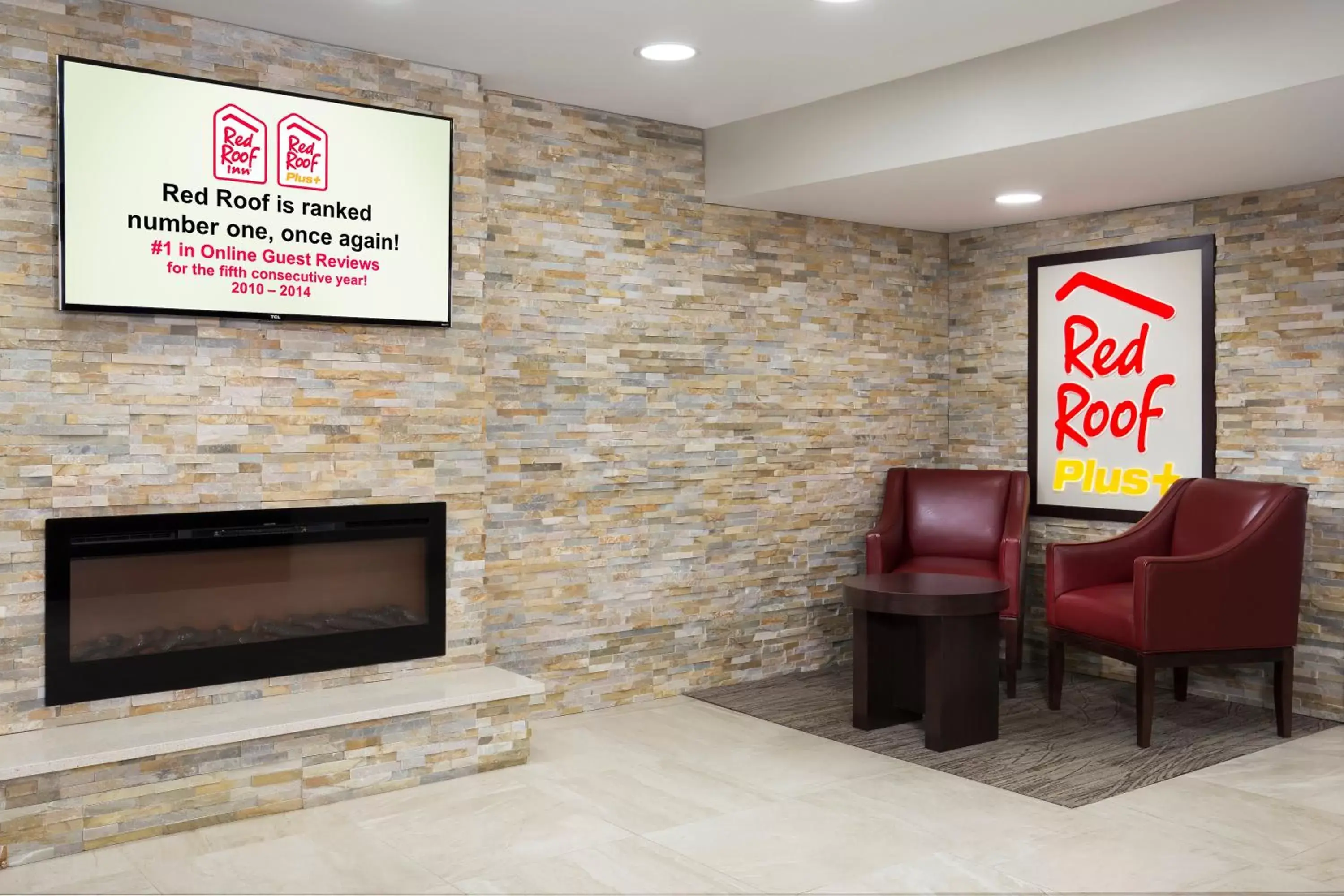 Lobby or reception in Red Roof Inn PLUS+ Birmingham East – Irondale/Airport