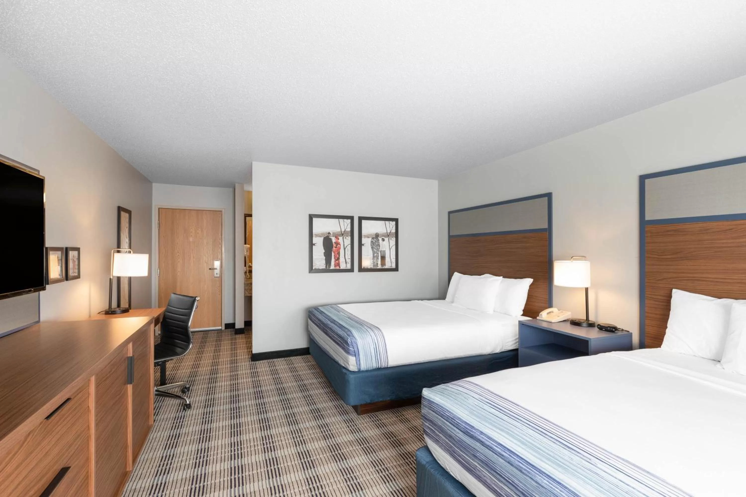 Deluxe Queen Room - Mobility Access/Non-Smoking in AmericInn by Wyndham Jackson