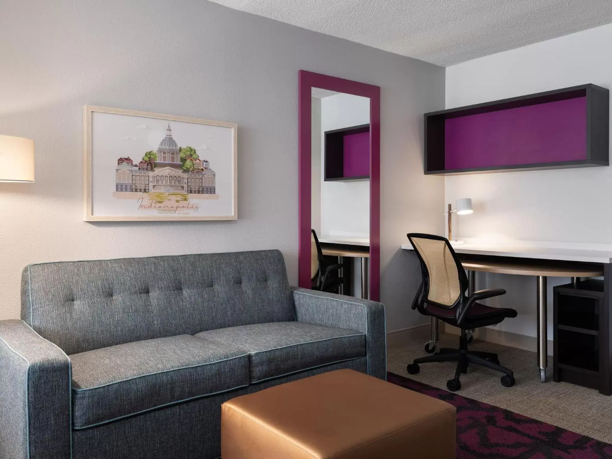 Seating Area in Home2 Suites by Hilton Indianapolis - Keystone Crossing