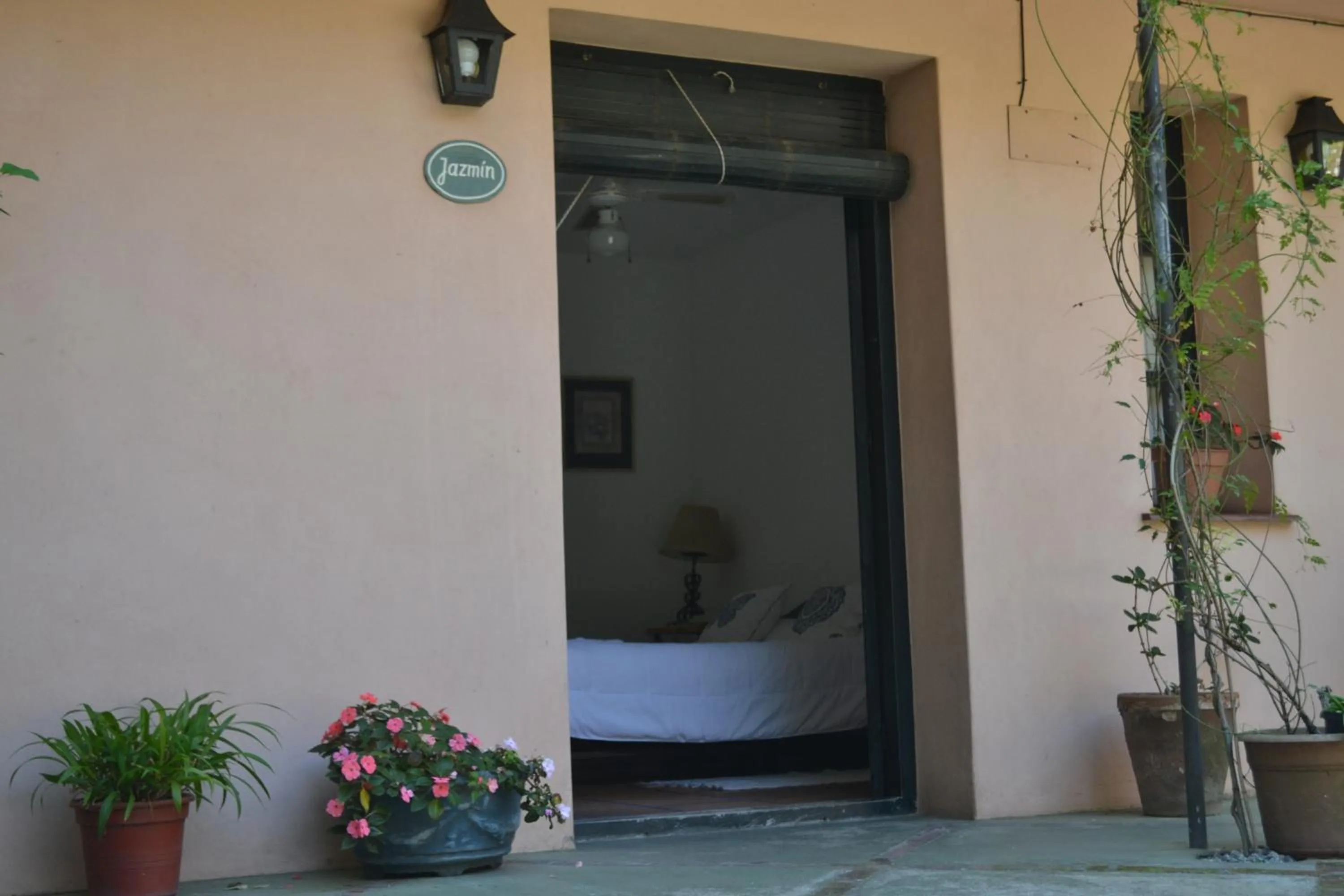 Facade/entrance in Posada de la Flor