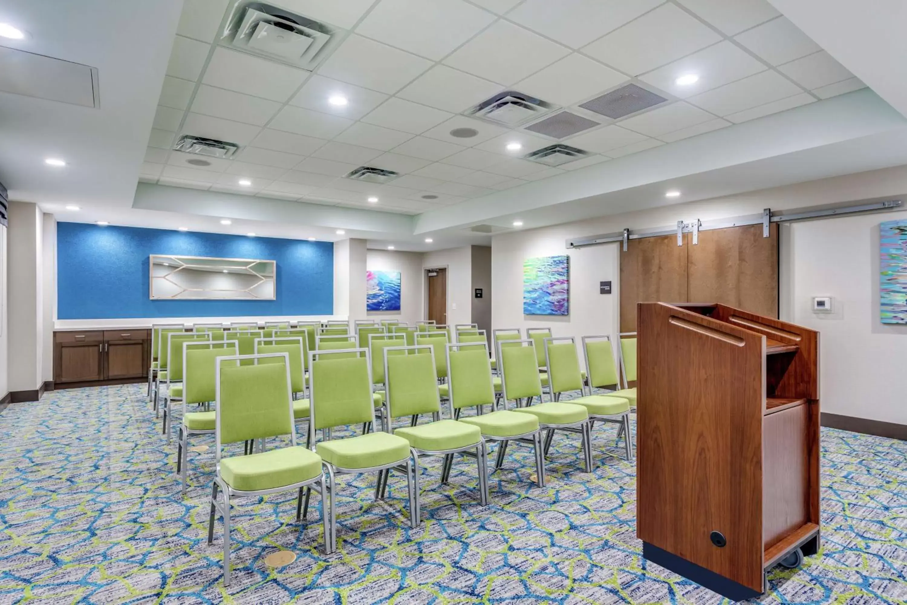 Meeting/conference room in Hampton Inn & Suites Saraland Mobile