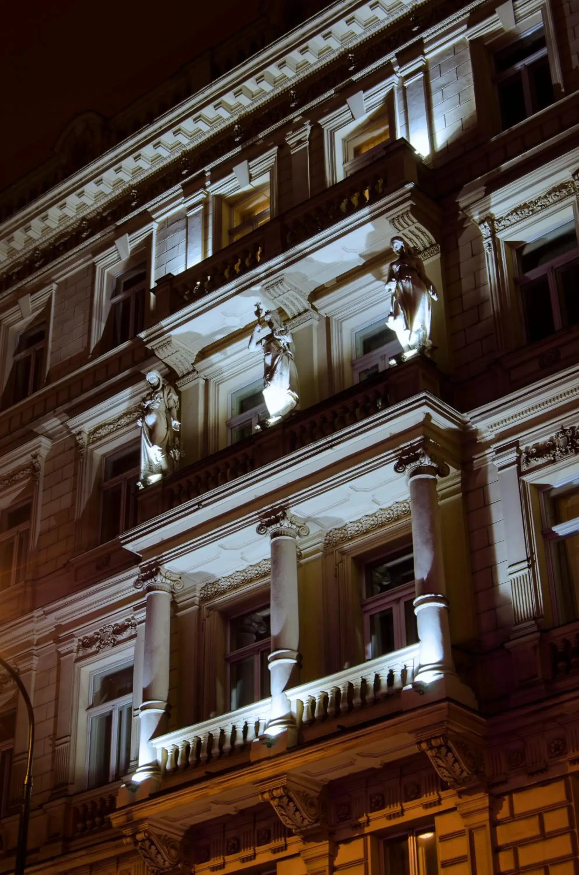 Facade/entrance, Property Building in Boutique Hotel Seven Days