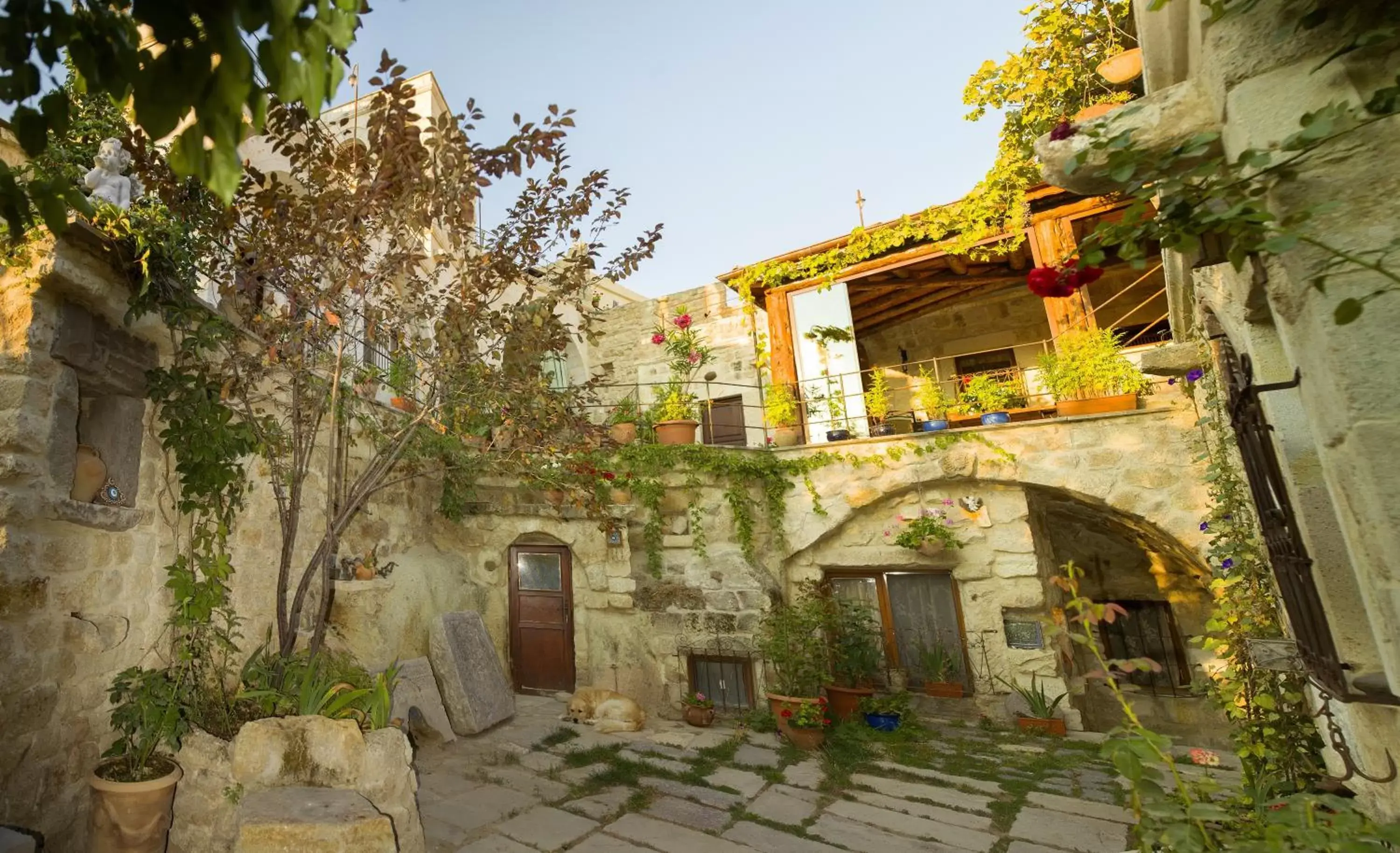 Facade/entrance, Property Building in Melekler Evi Cave Hotel