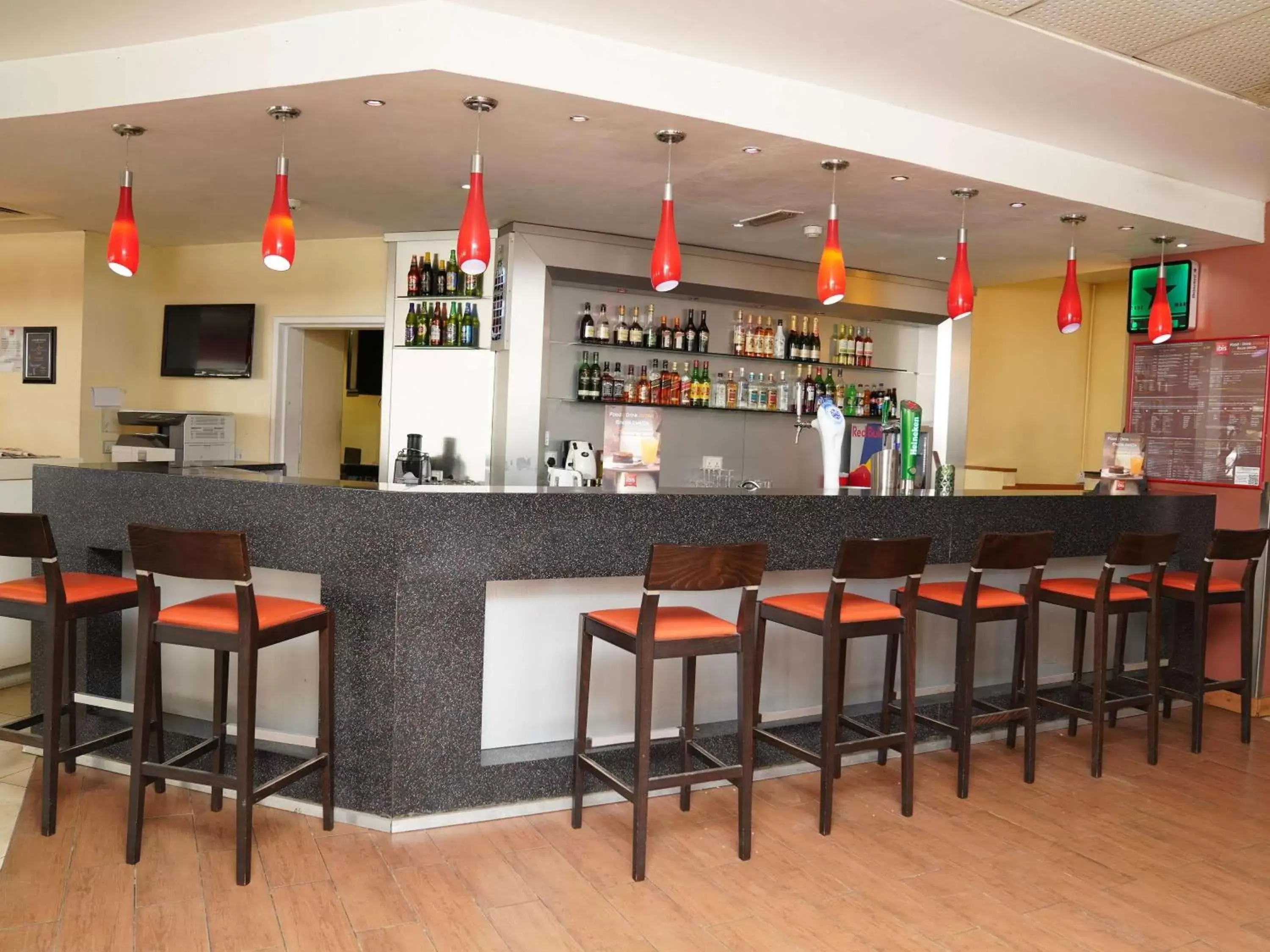 Lounge or bar, Lounge/Bar in Ibis Lagos Airport