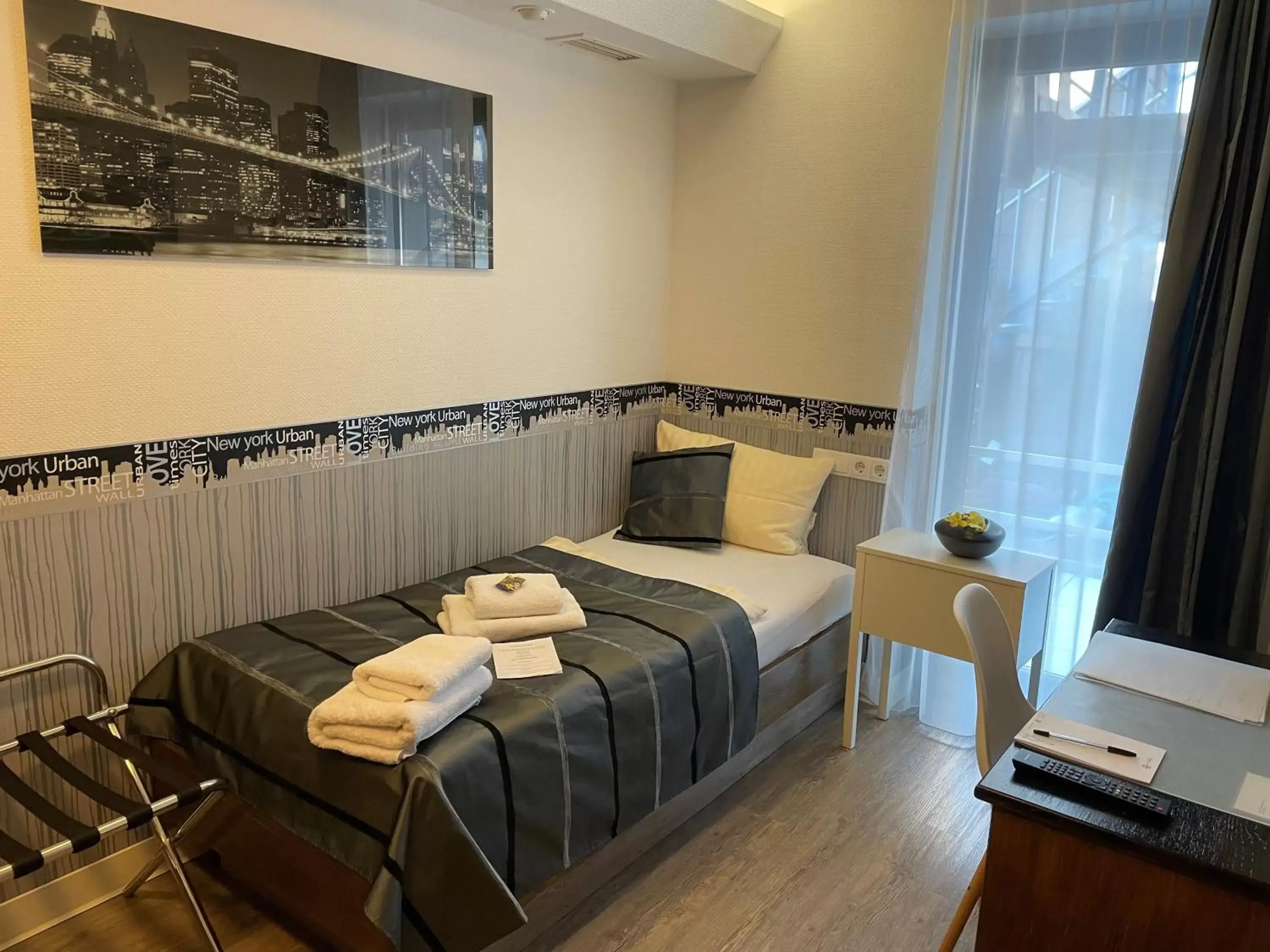 Bed in Hotel Corsten Bed in Hotel Corsten