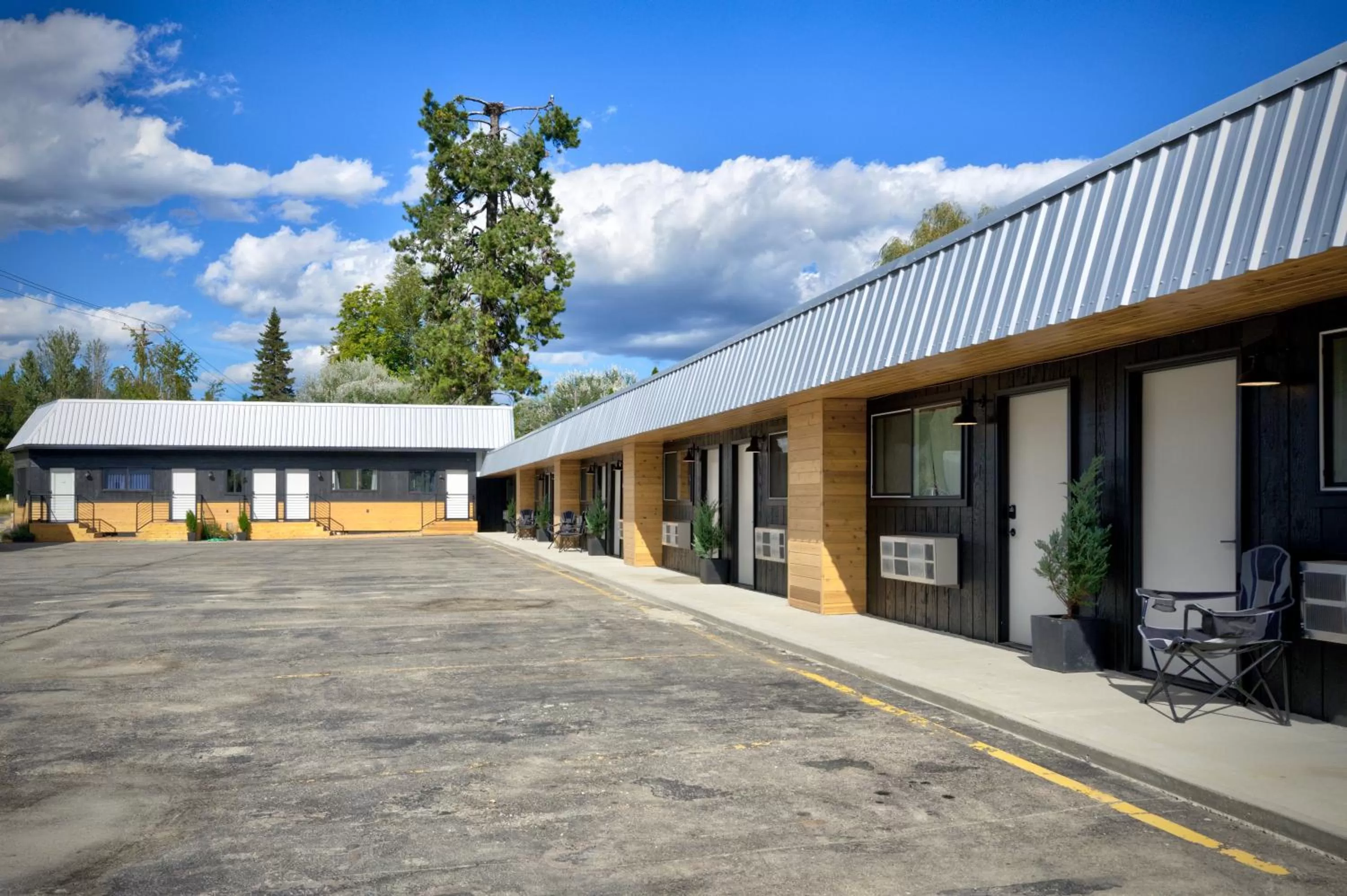 Property Building in Outdoors Inn