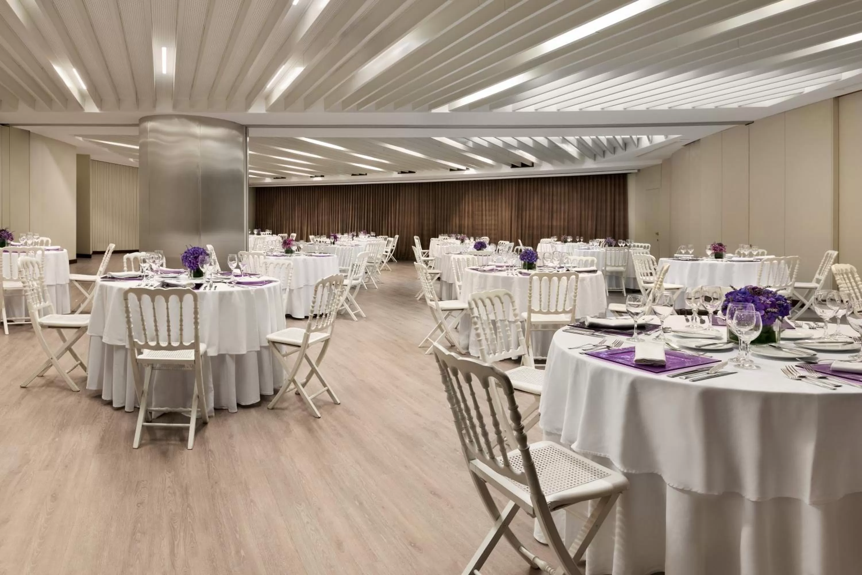 Banquet/Function facilities in Ramada by Wyndham Lisbon