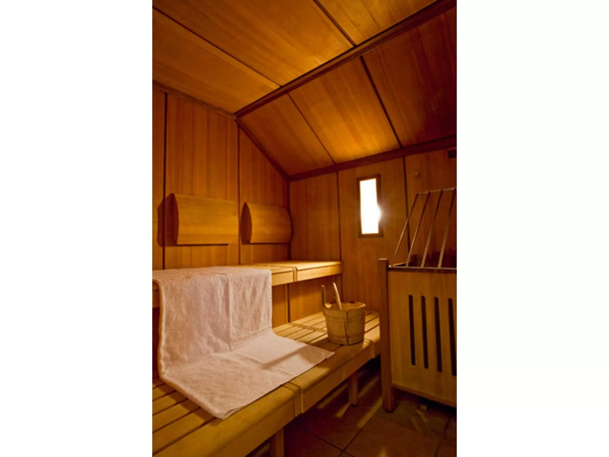 Sauna, Bed in SORAT Insel-Hotel Regensburg