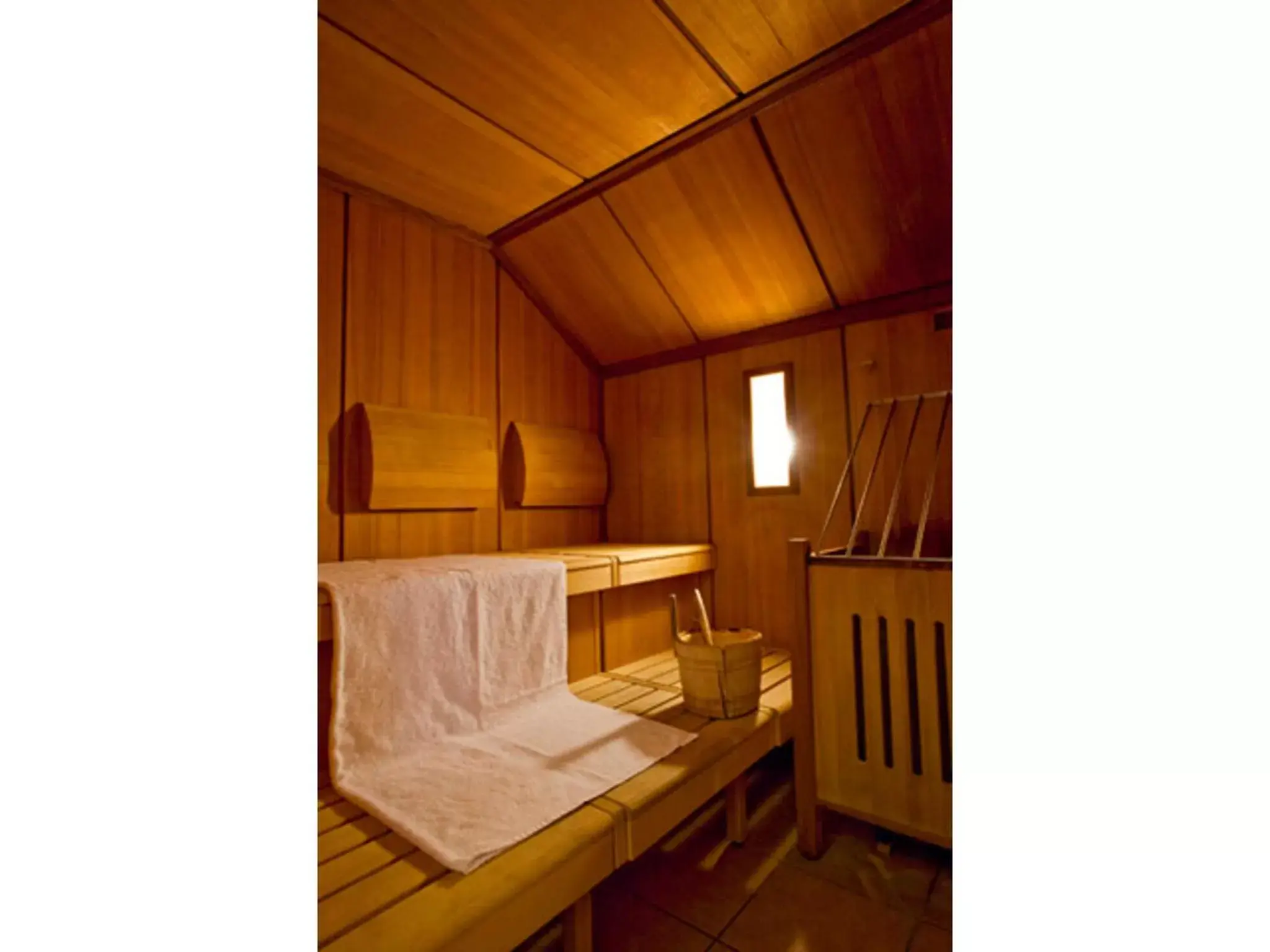 Sauna, Bunk Bed in SORAT Insel-Hotel Regensburg