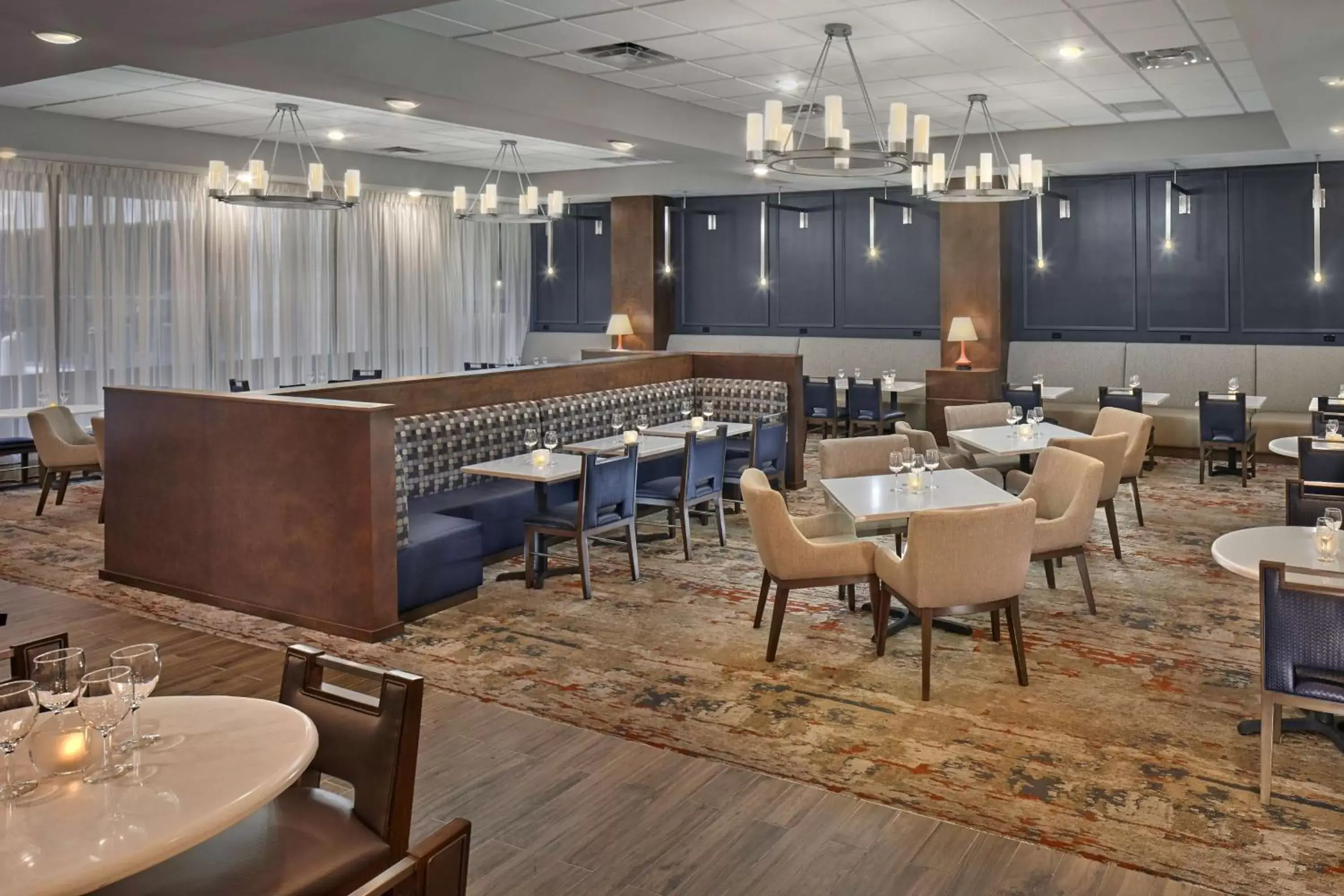 Lobby or reception in DoubleTree by Hilton Little Rock Lobby or reception in DoubleTree by Hilton Little Rock