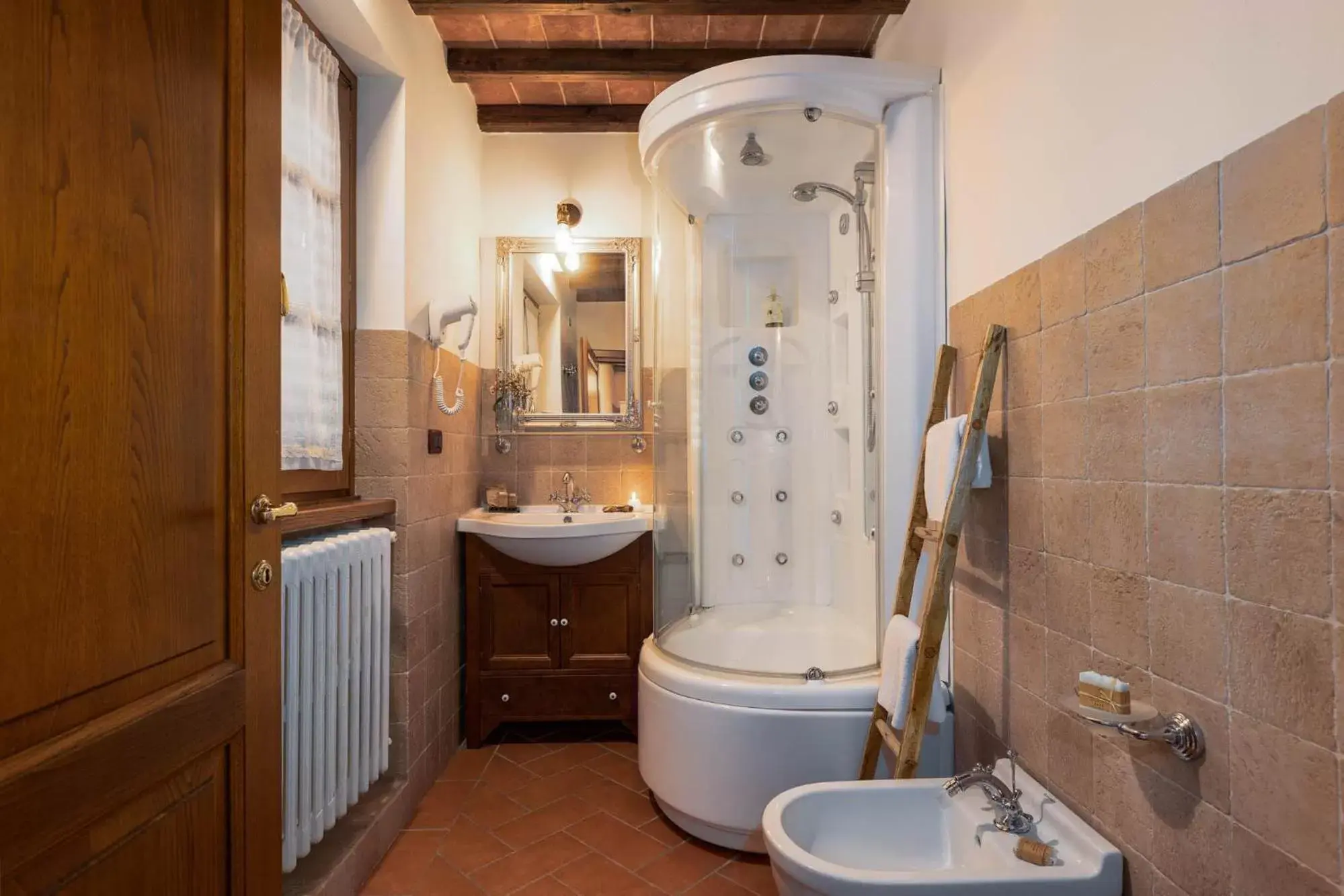 Bathroom in DormiVeglia B&B