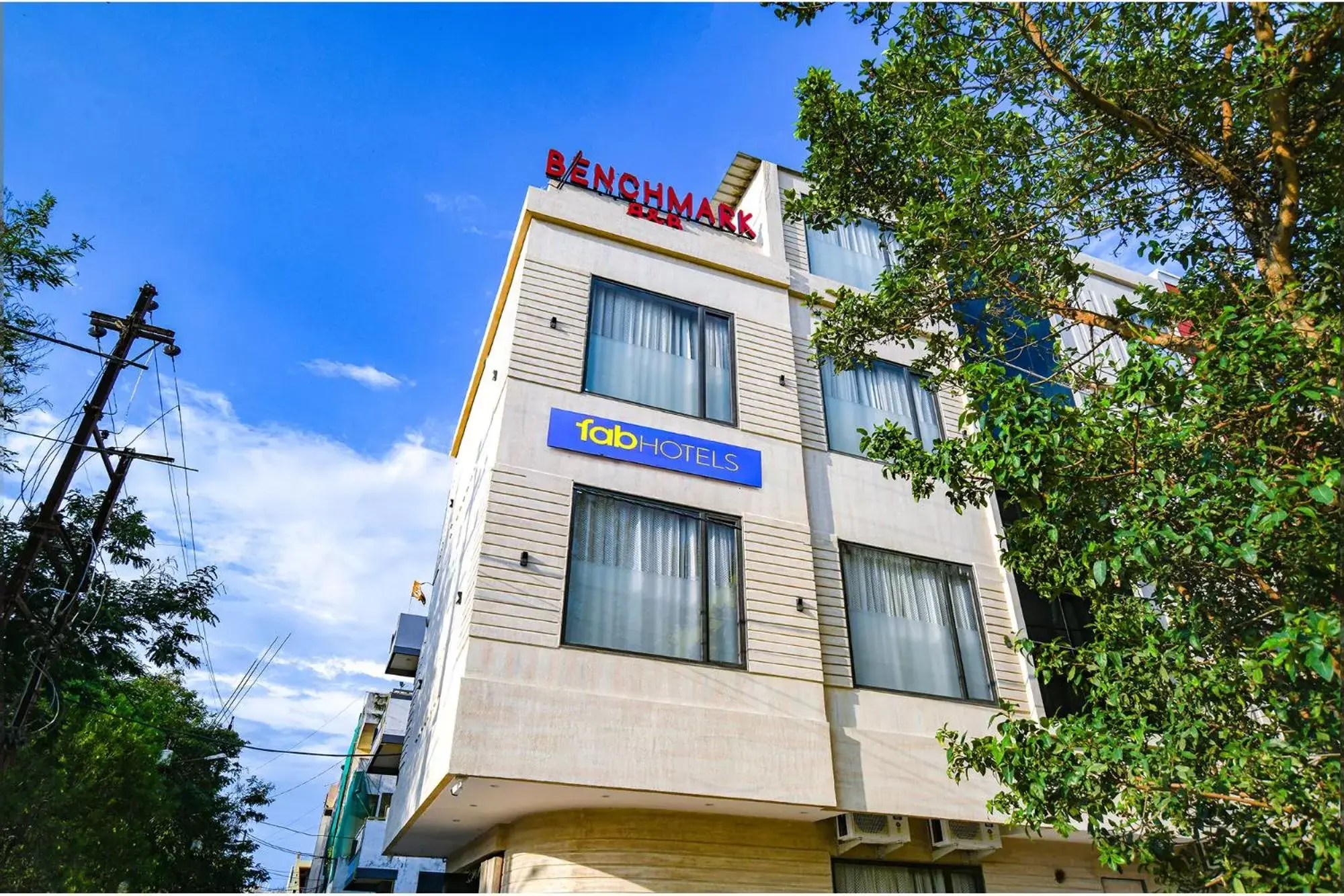 Property building in FabHotel Benchmark Property building in FabHotel Benchmark