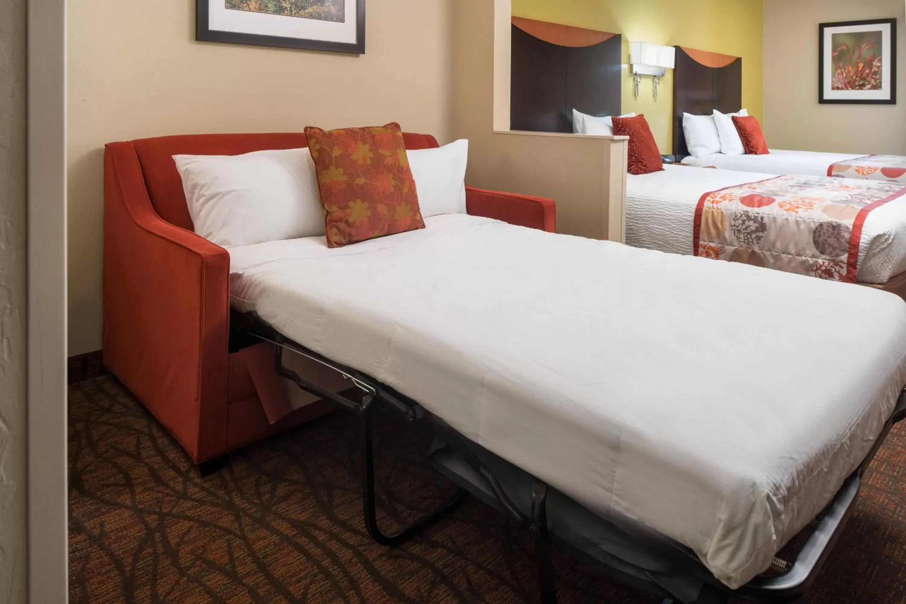 Photo of the whole room, Bed in Fairfield Inn & Suites Tucson North/Oro Valley
