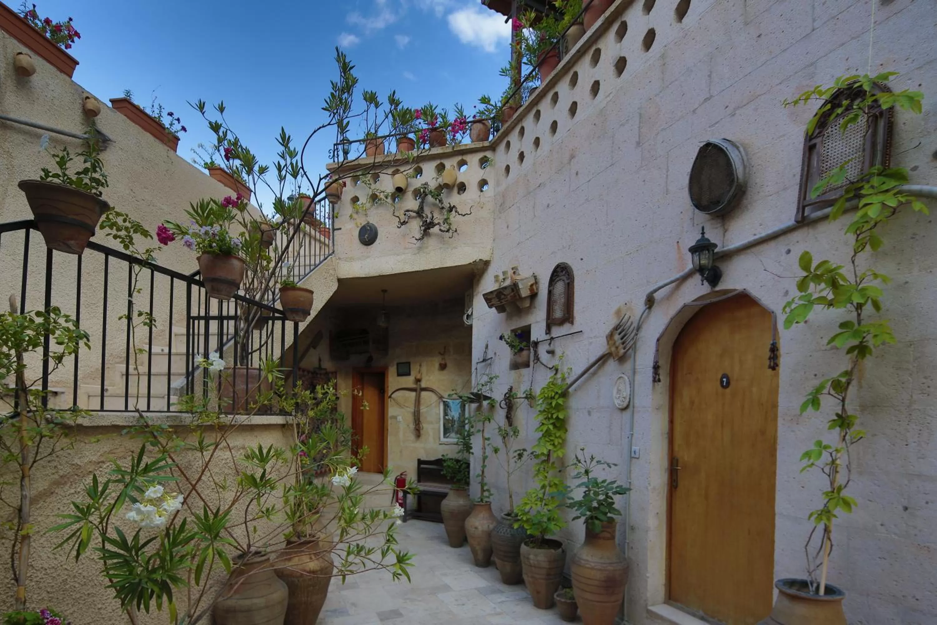 Garden view in Kookaburra Hotel