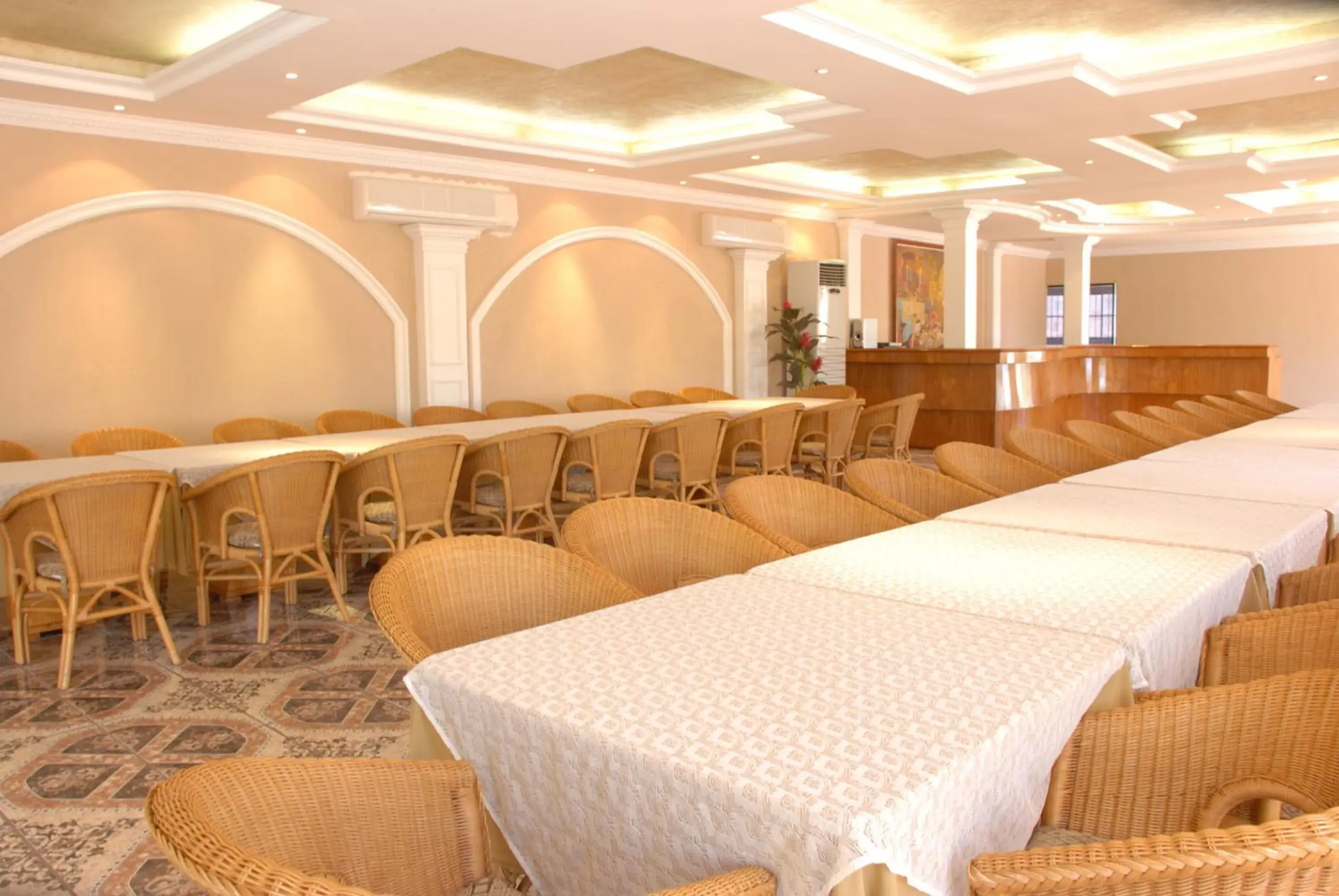 Business facilities, Banquet Facilities in Hotel María de la Luz by Rotamundos