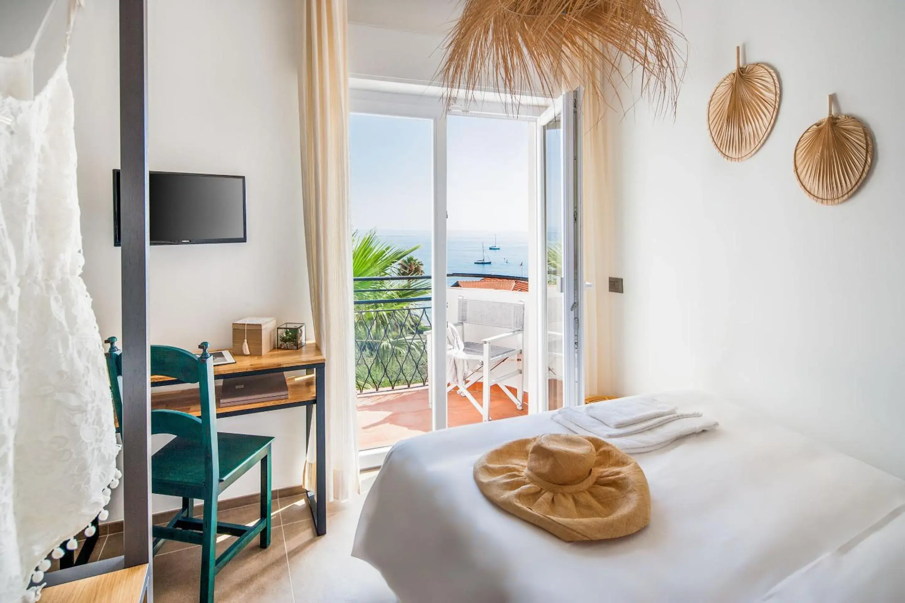 Bedroom in Hotel Moresco