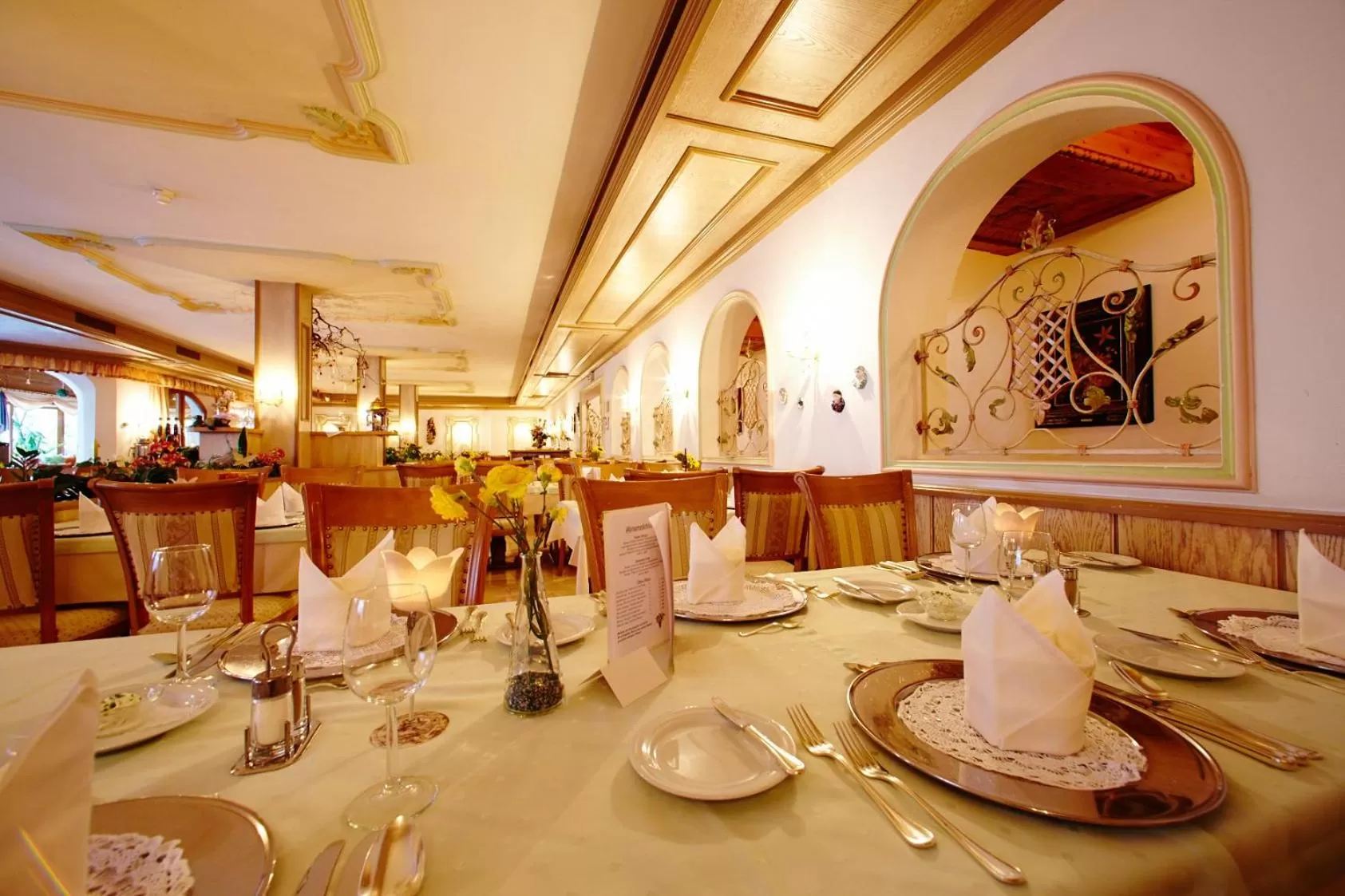 Restaurant/places to eat in Hotel Brennerspitz