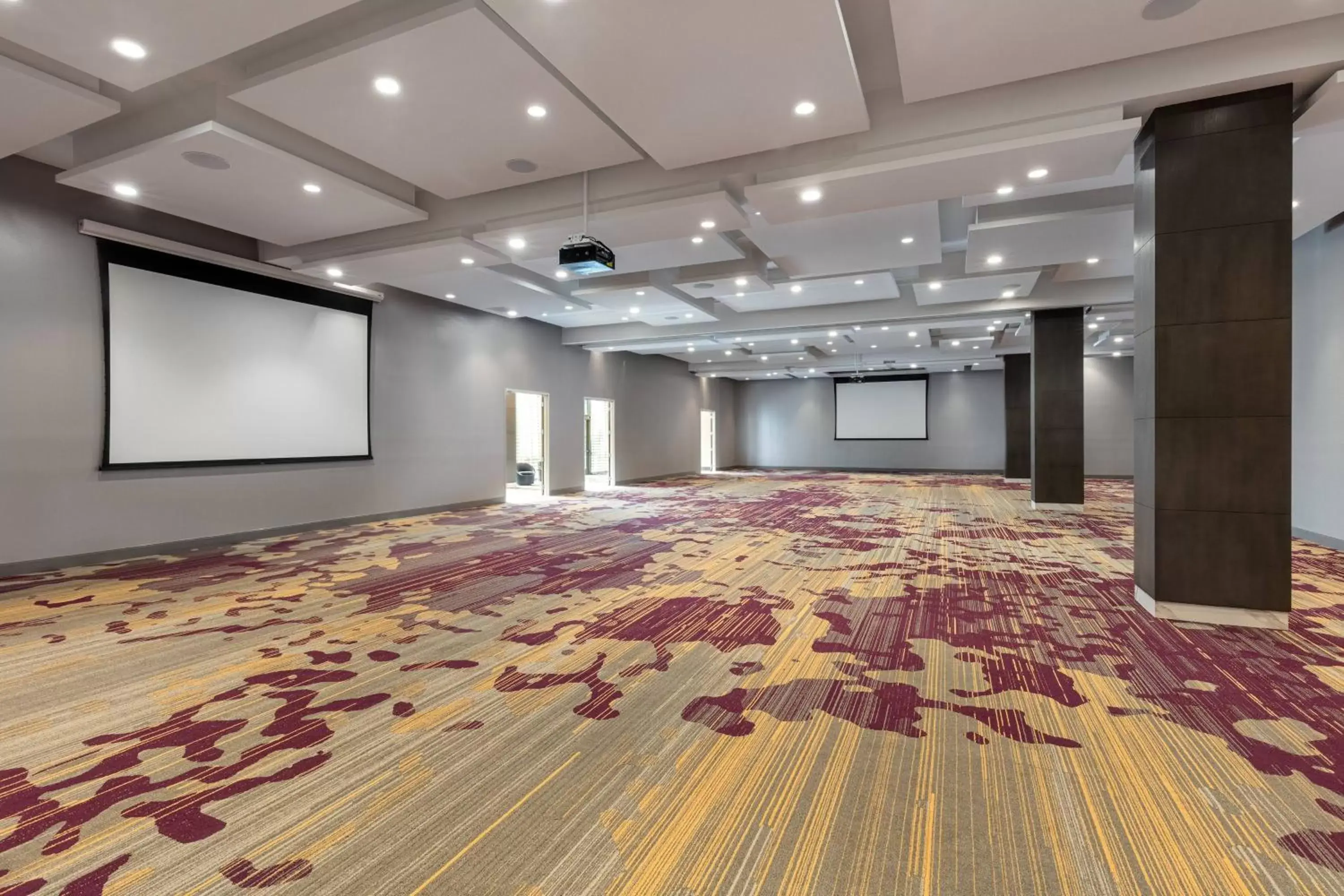 Meeting/conference room in Courtyard by Marriott Los Angeles Monterey Park