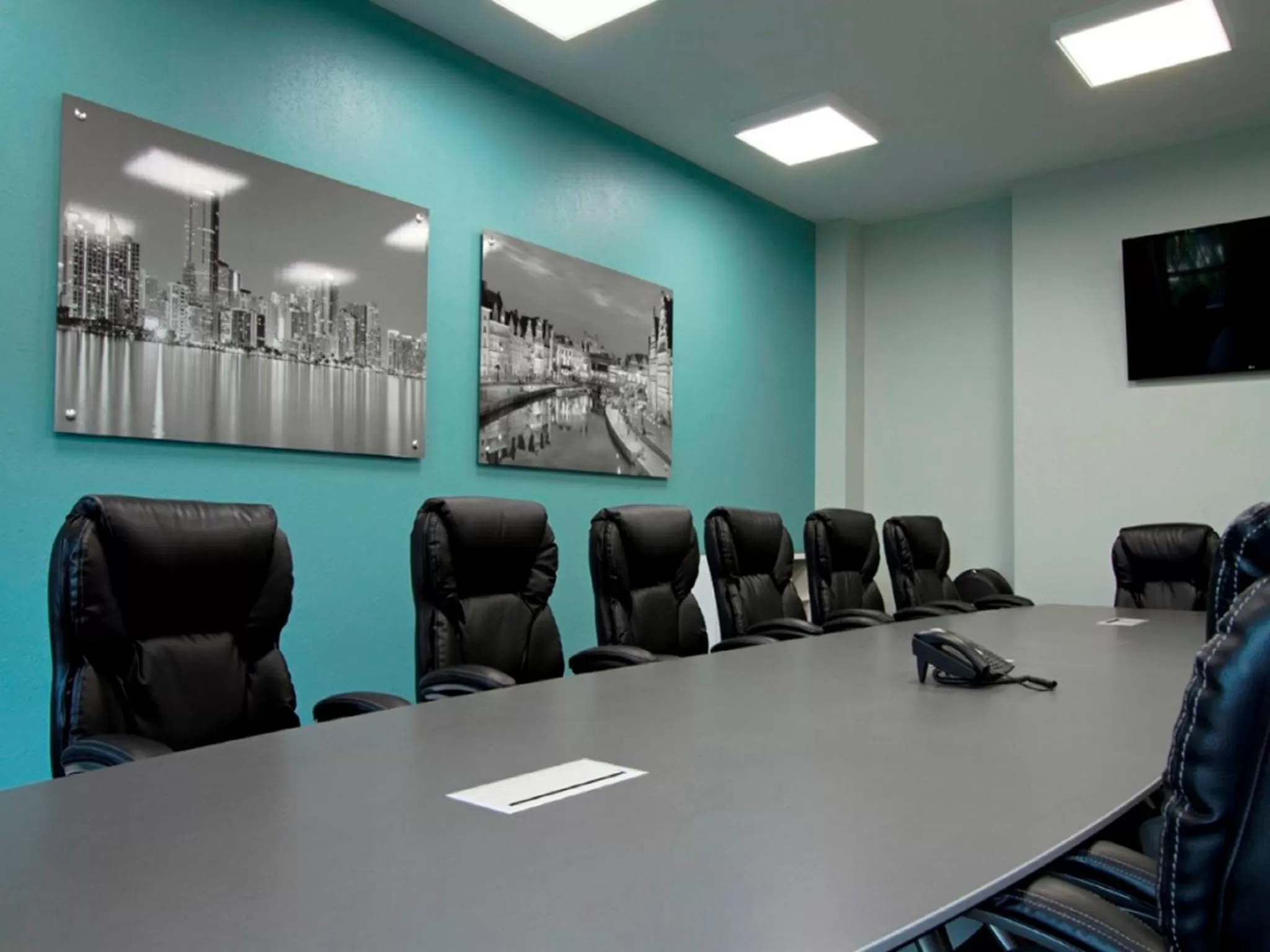Meeting/conference room in The Wallhouse Hotel, an Ascend Collection Hotel