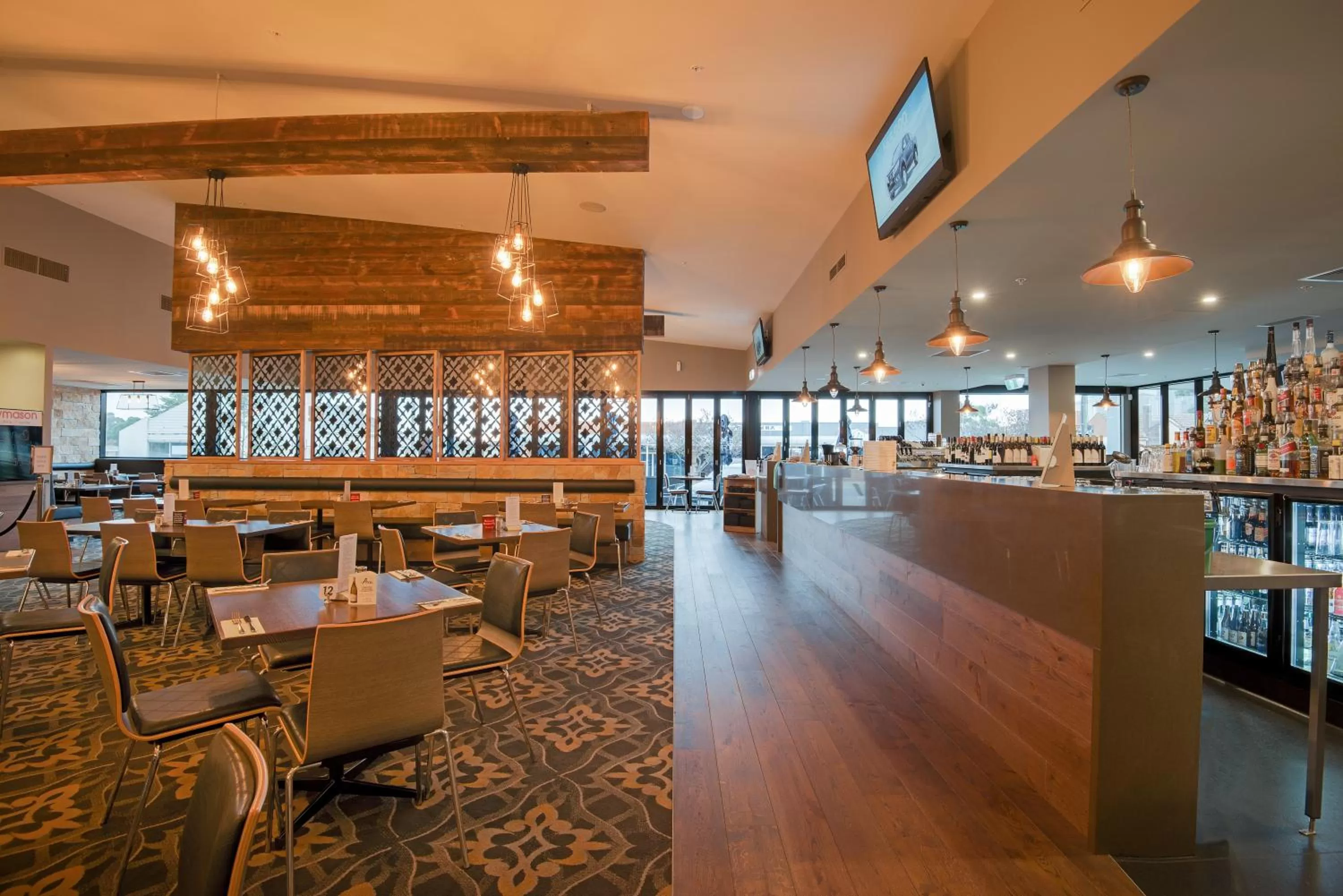 Lounge or bar in Mercure Warragul