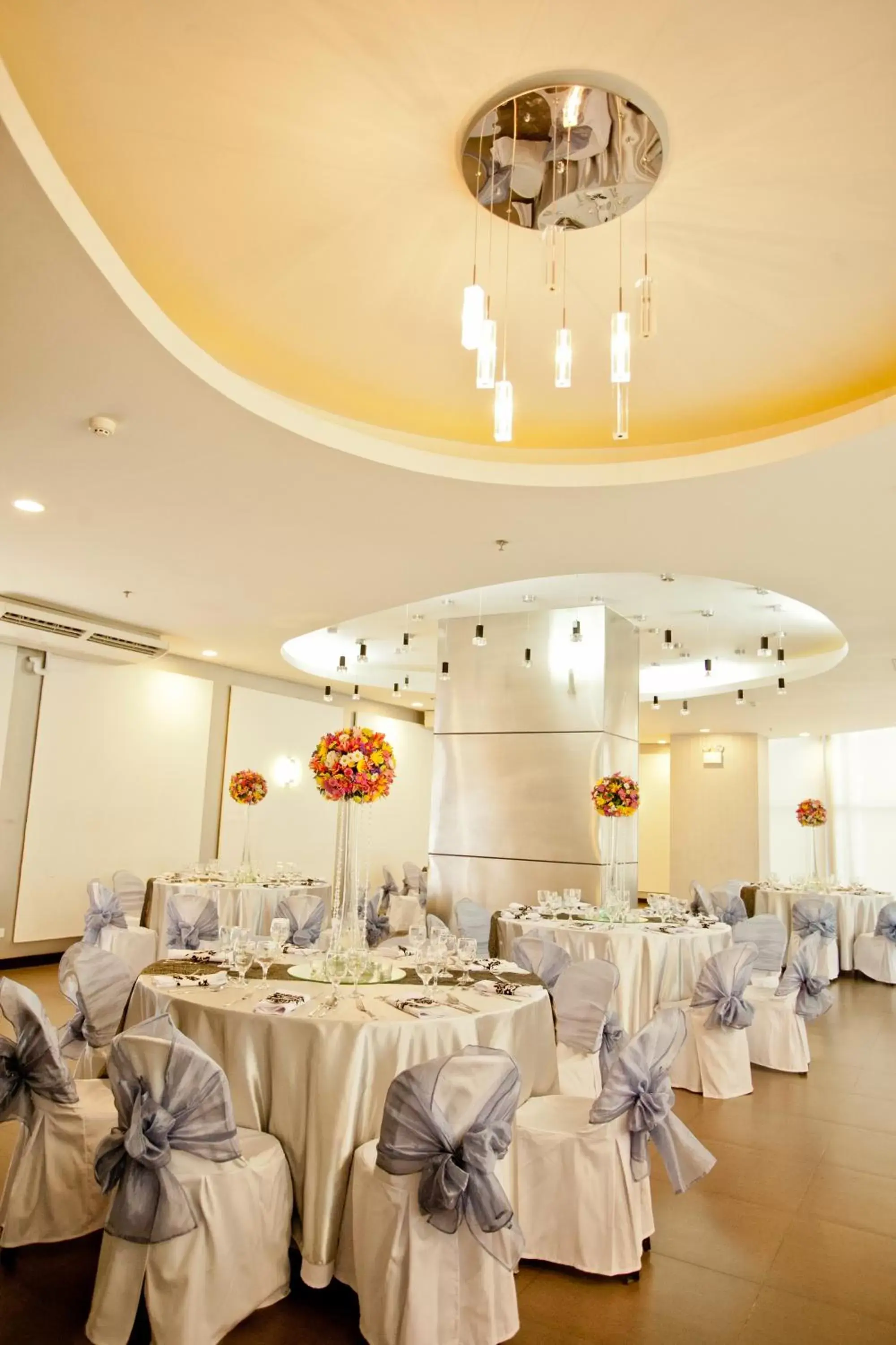 Buffet breakfast, Banquet Facilities in The Exchange Regency Residence Hotel Managed by HII