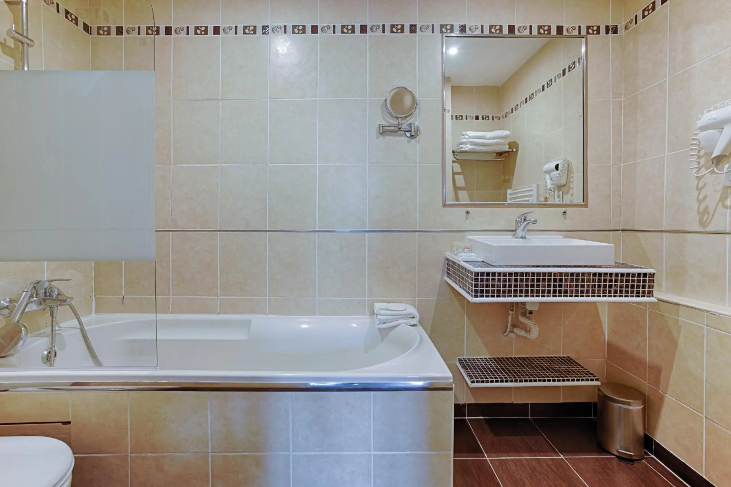 Bathroom in Hotel Avama Prony