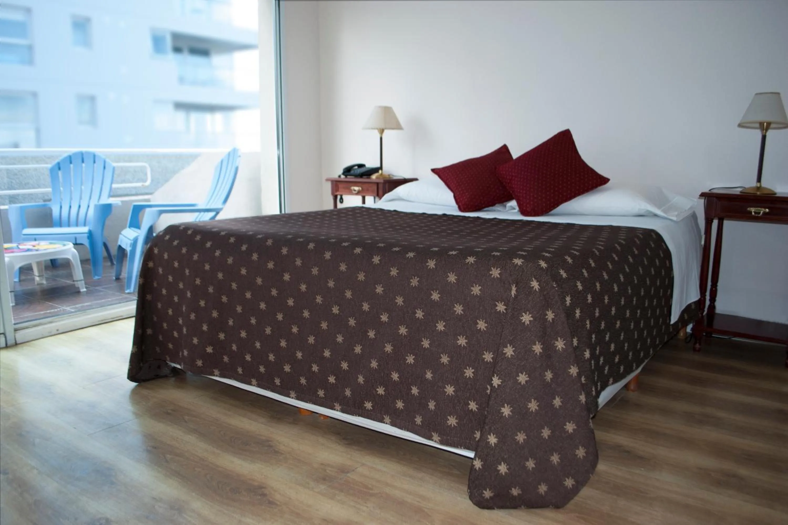 Photo of the whole room, Bed in Hotel Gran Madryn