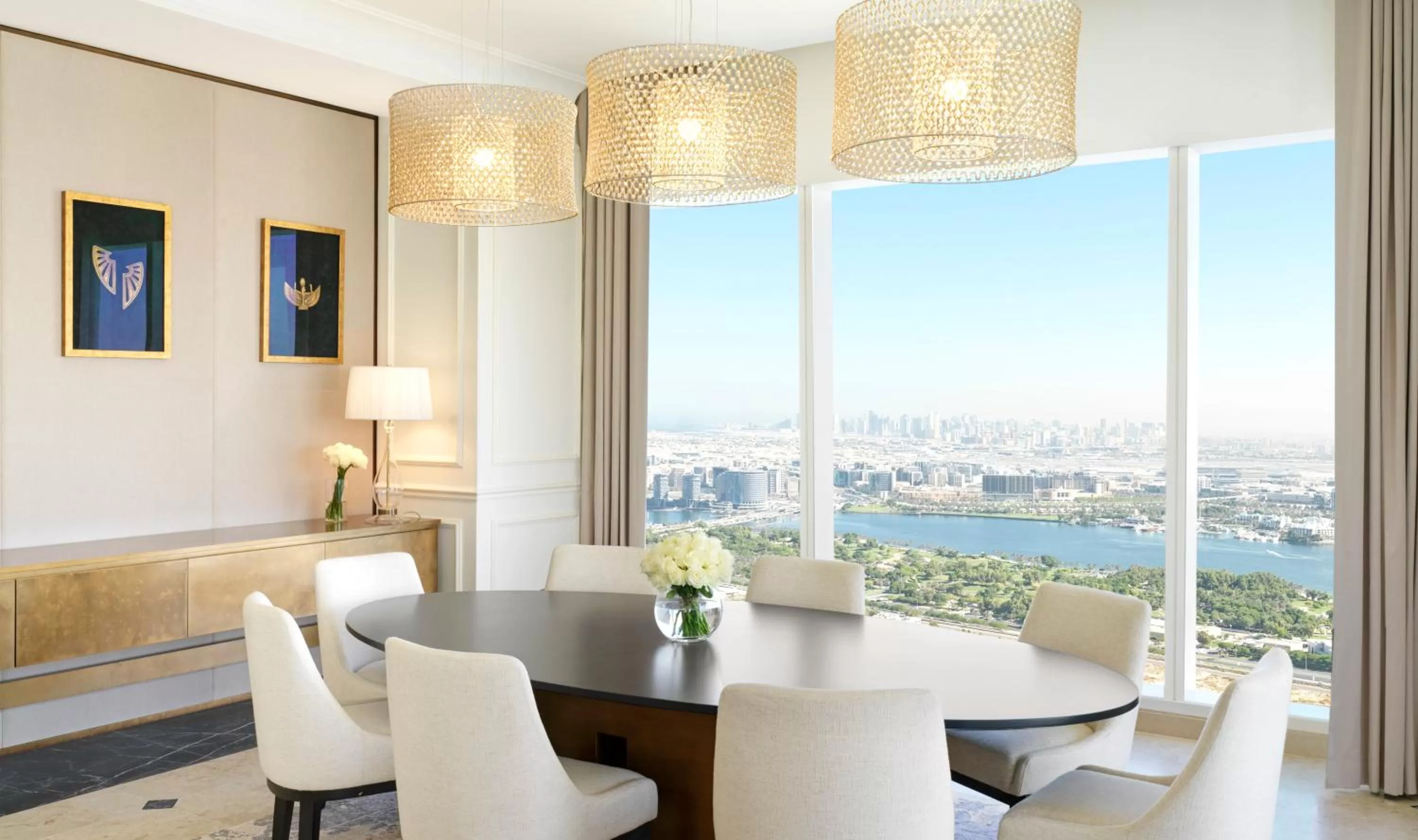 Dining area in Sofitel Dubai The Obelisk