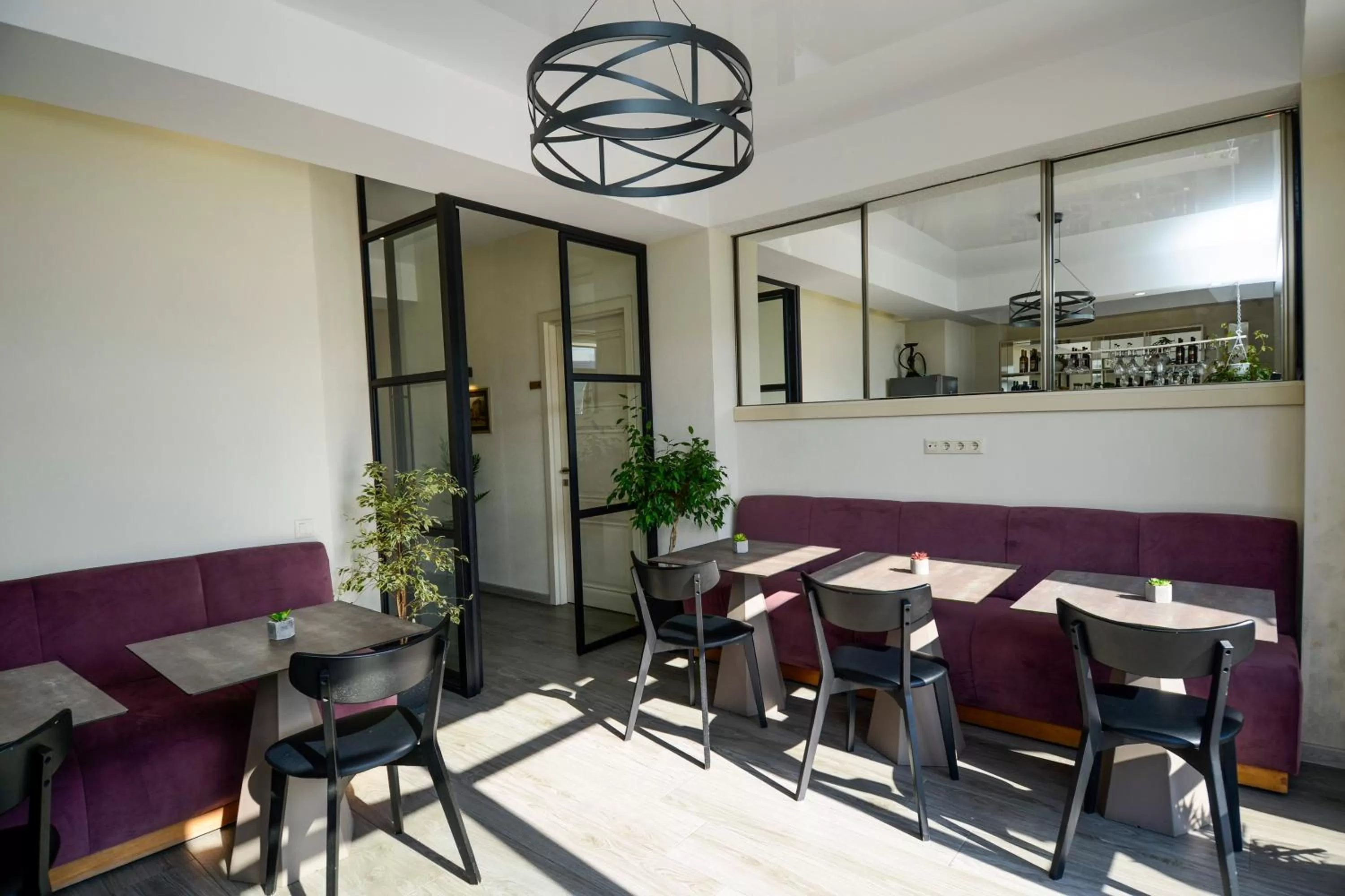 Restaurant/places to eat in Hotel Avlabari Terrace