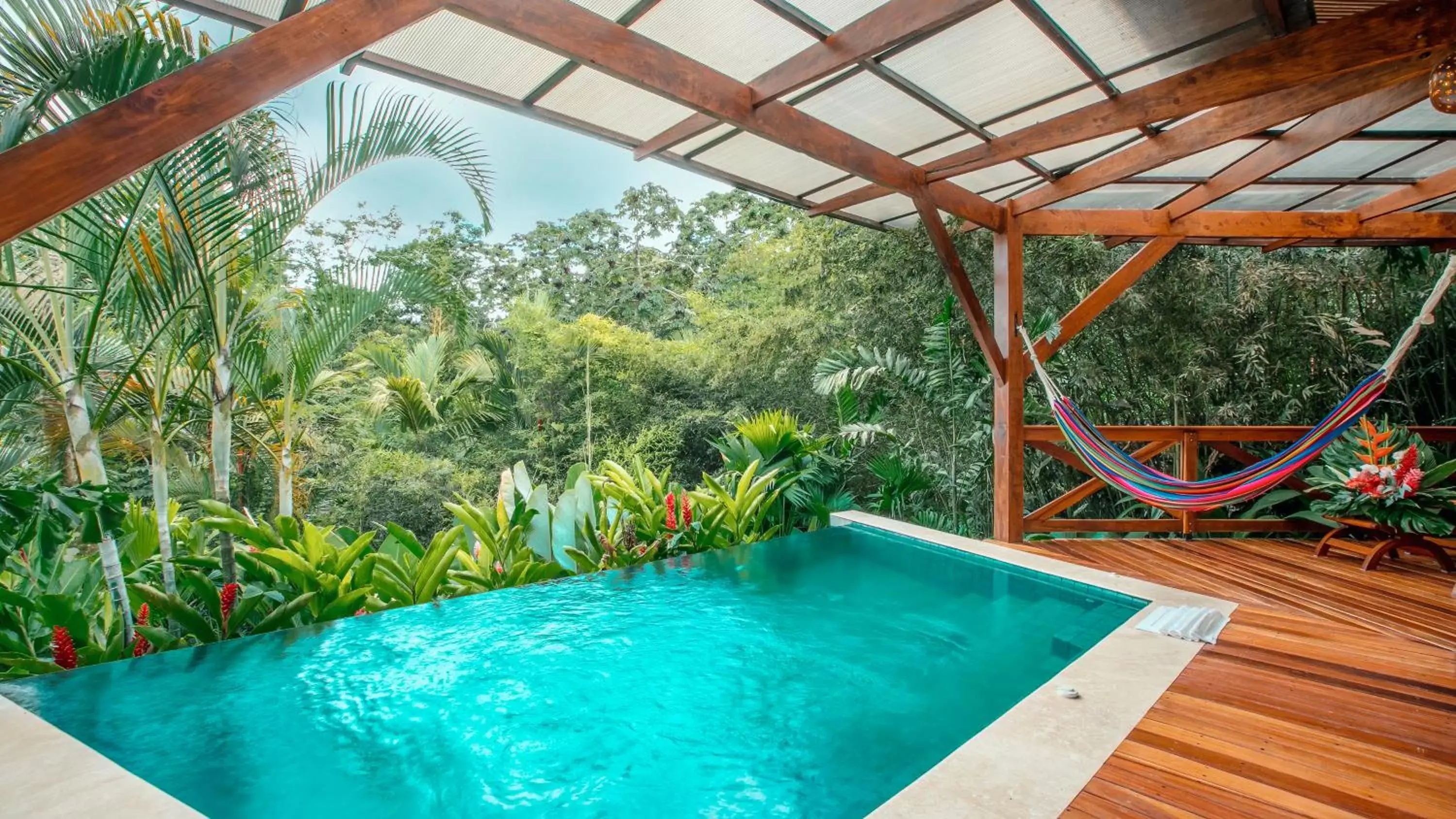 Bedroom, Swimming Pool in Nayara Gardens