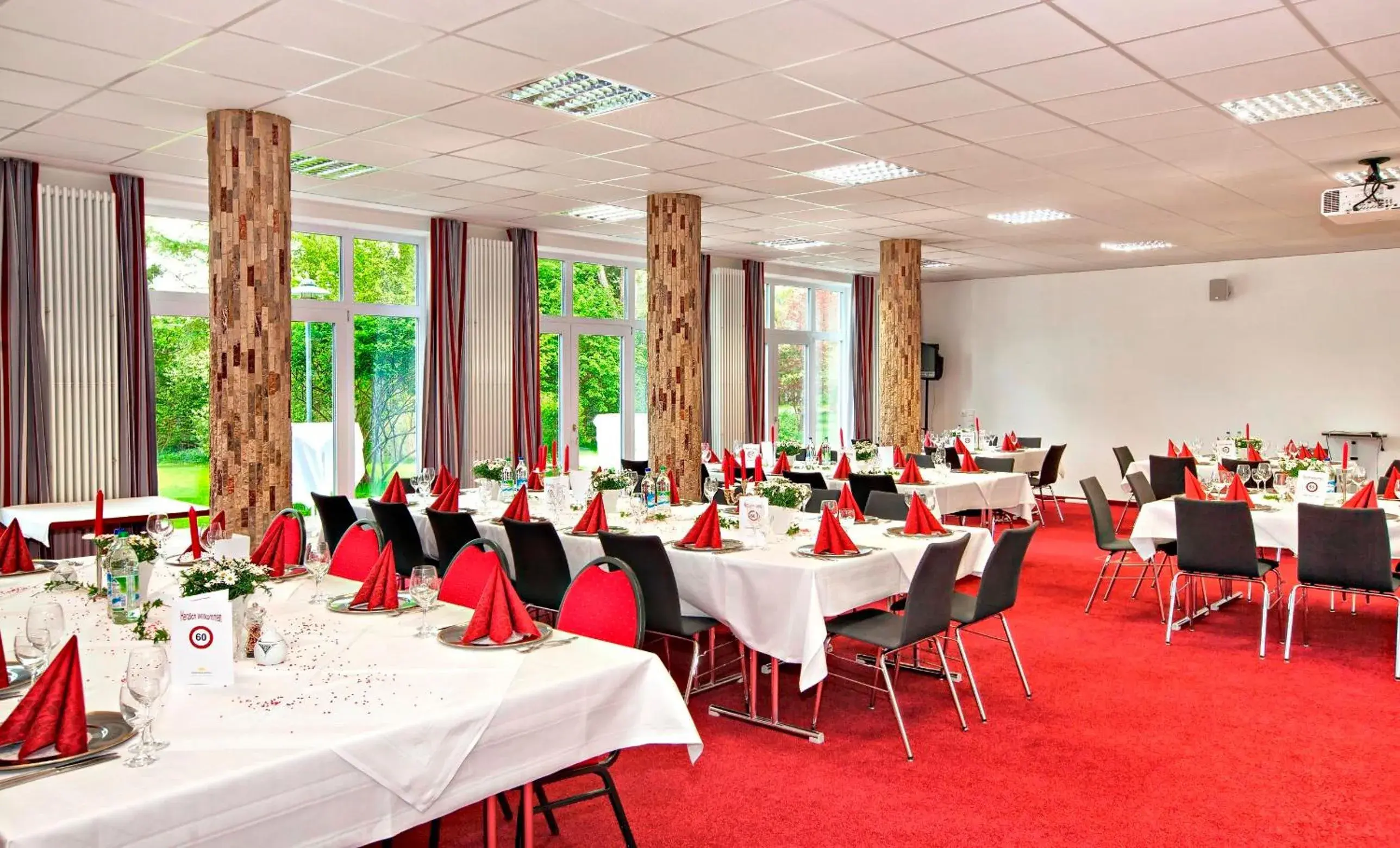 Banquet/Function facilities, Restaurant/Places to Eat in Hotel Sonnengarten