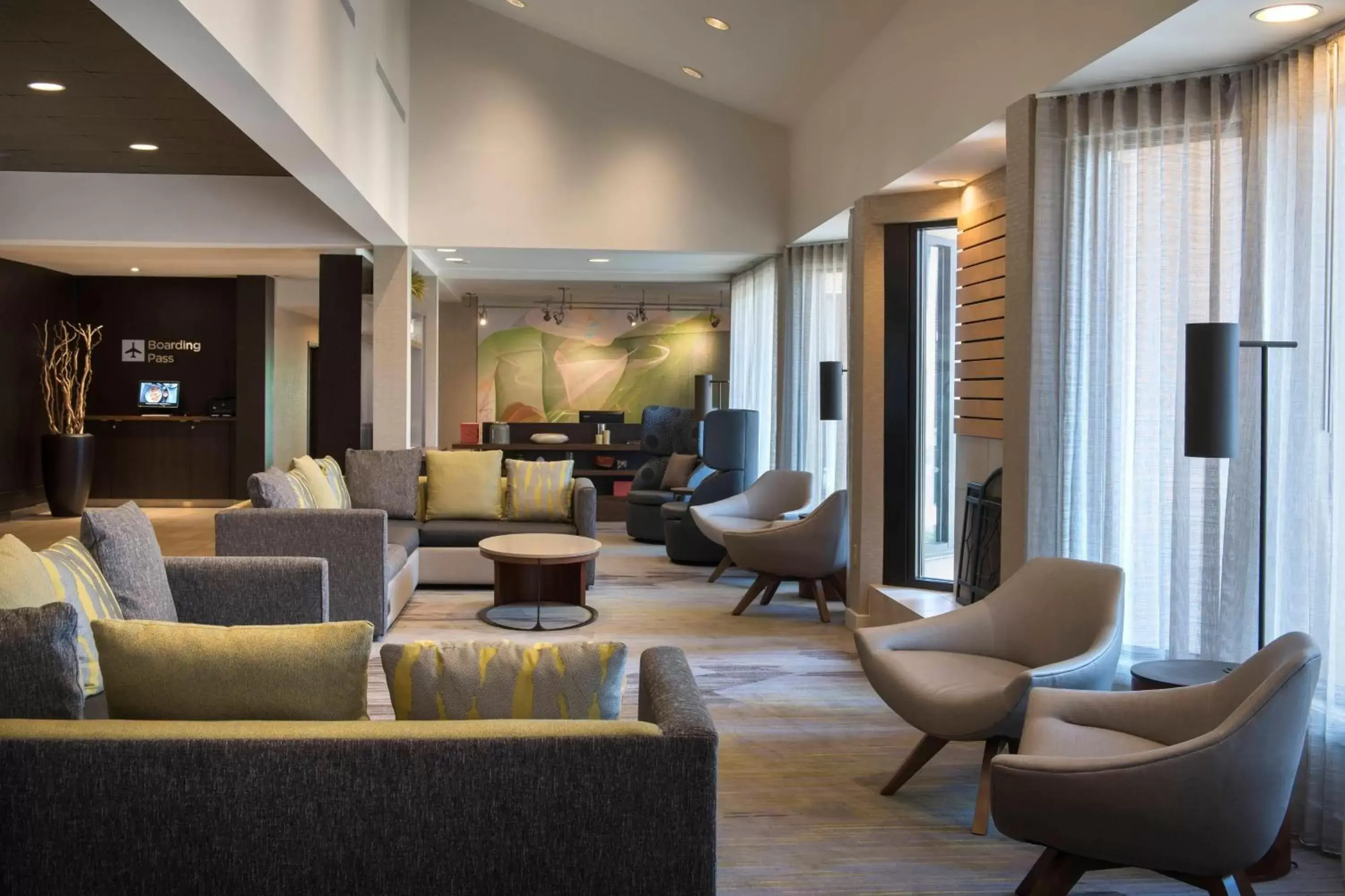 Lobby or reception, Lounge/Bar in Courtyard by Marriott Boston Norwood/Canton
