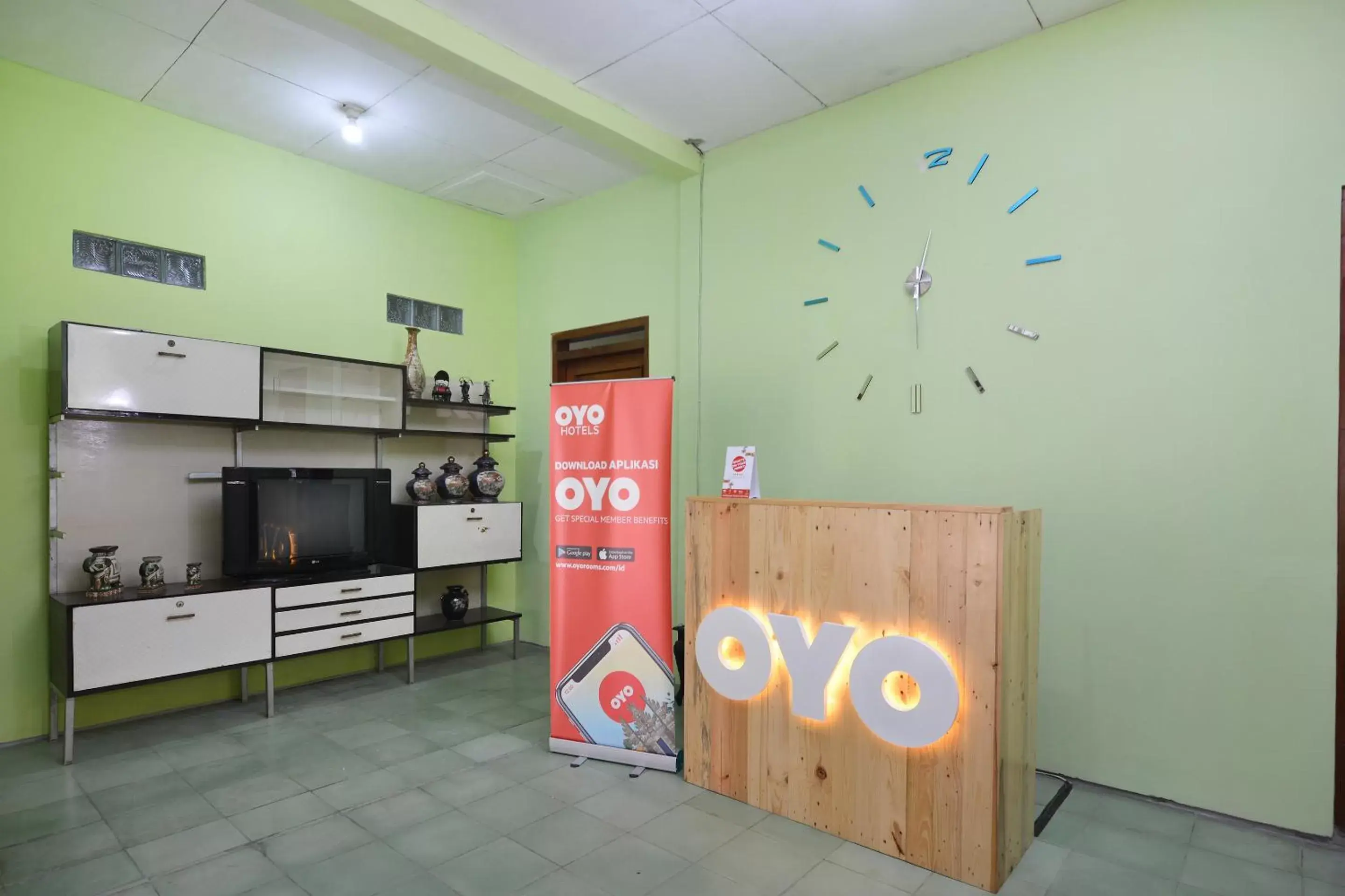 Lobby or reception in OYO 1046 Omah Pathok