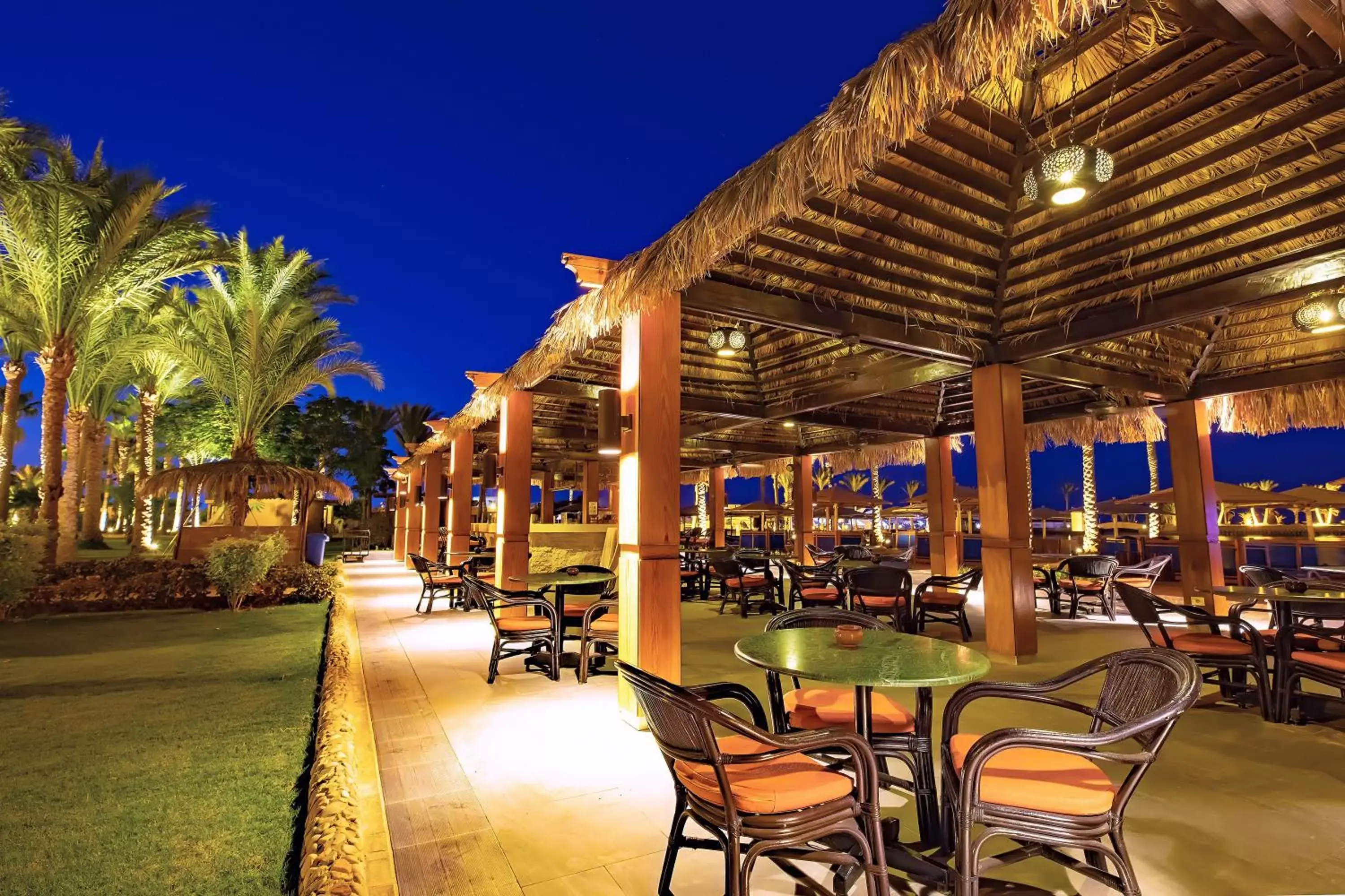 Restaurant/Places to Eat in Continental Hotel Hurghada